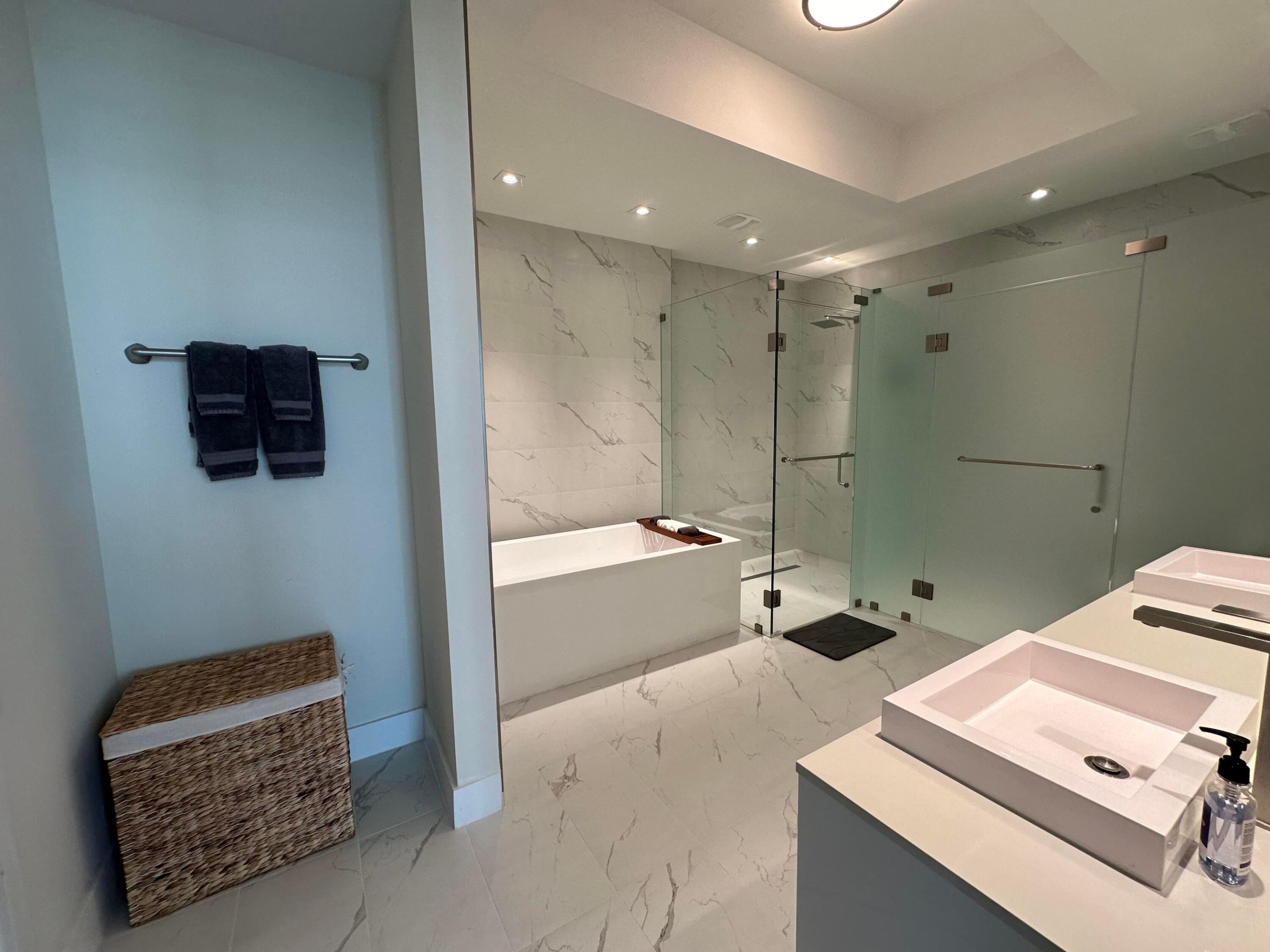 3100 N Ocean Drive # H-1701 Property Photo 28