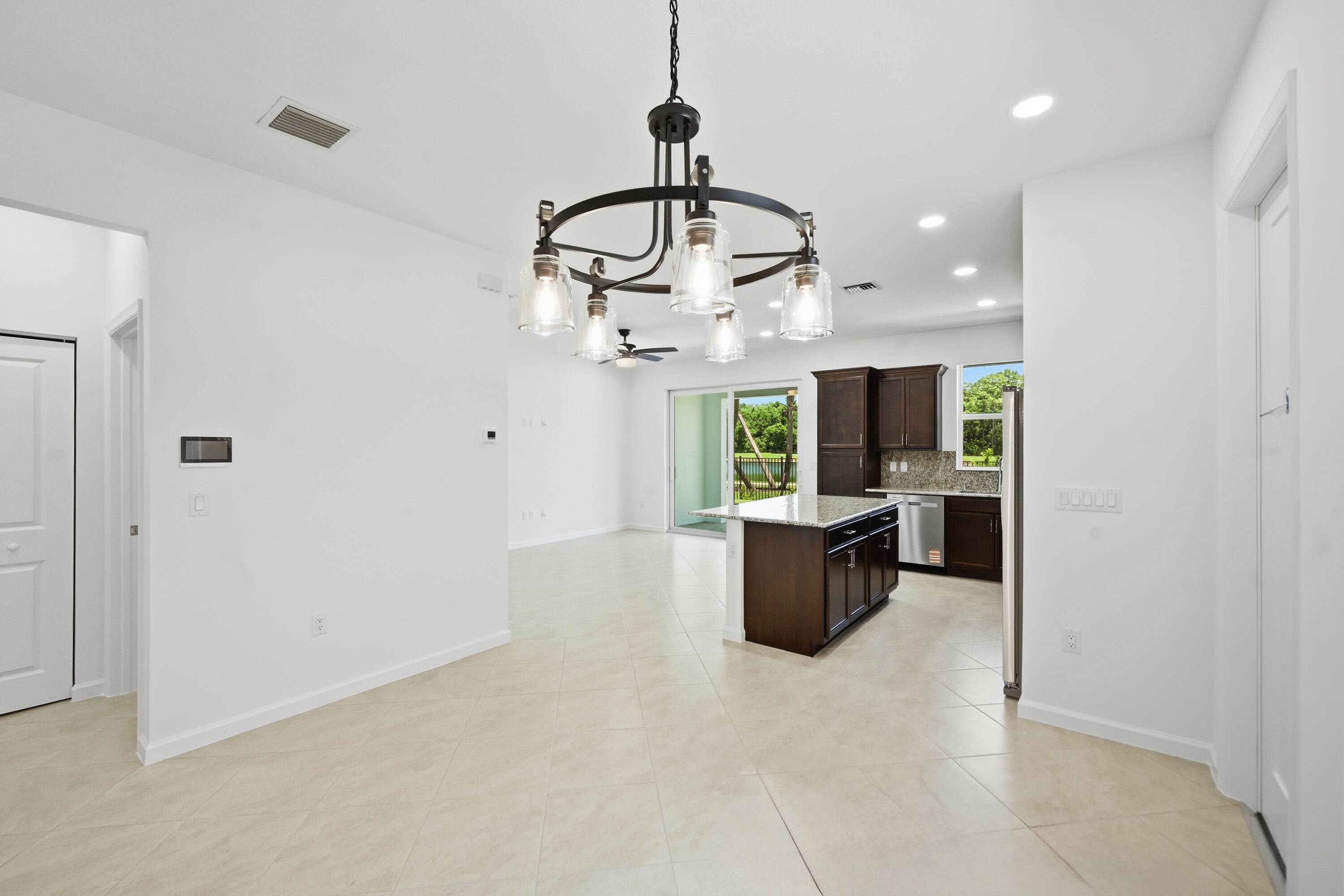 4332 Brookgreen Square Property Photo 5