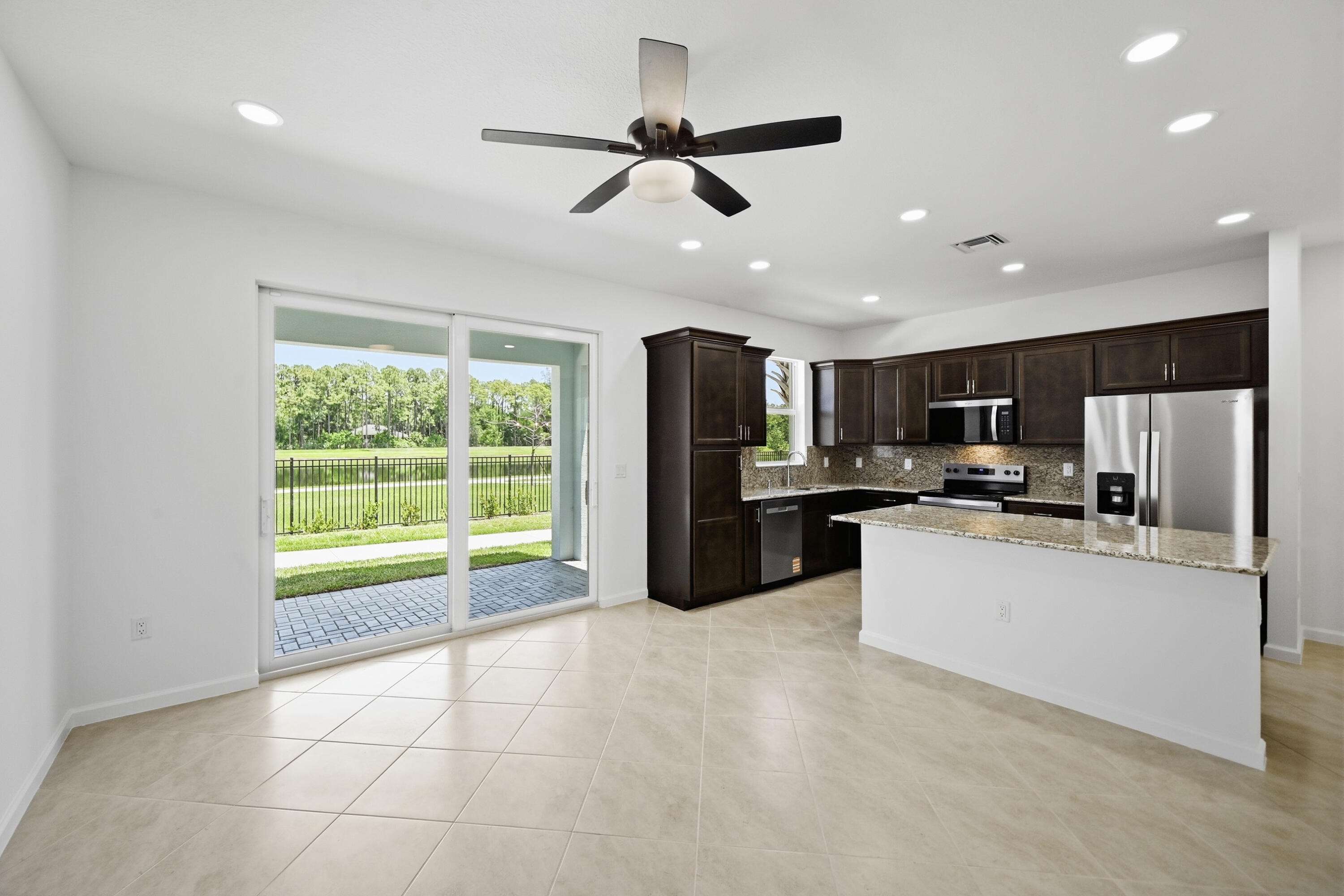 4332 Brookgreen Square Property Photo 11