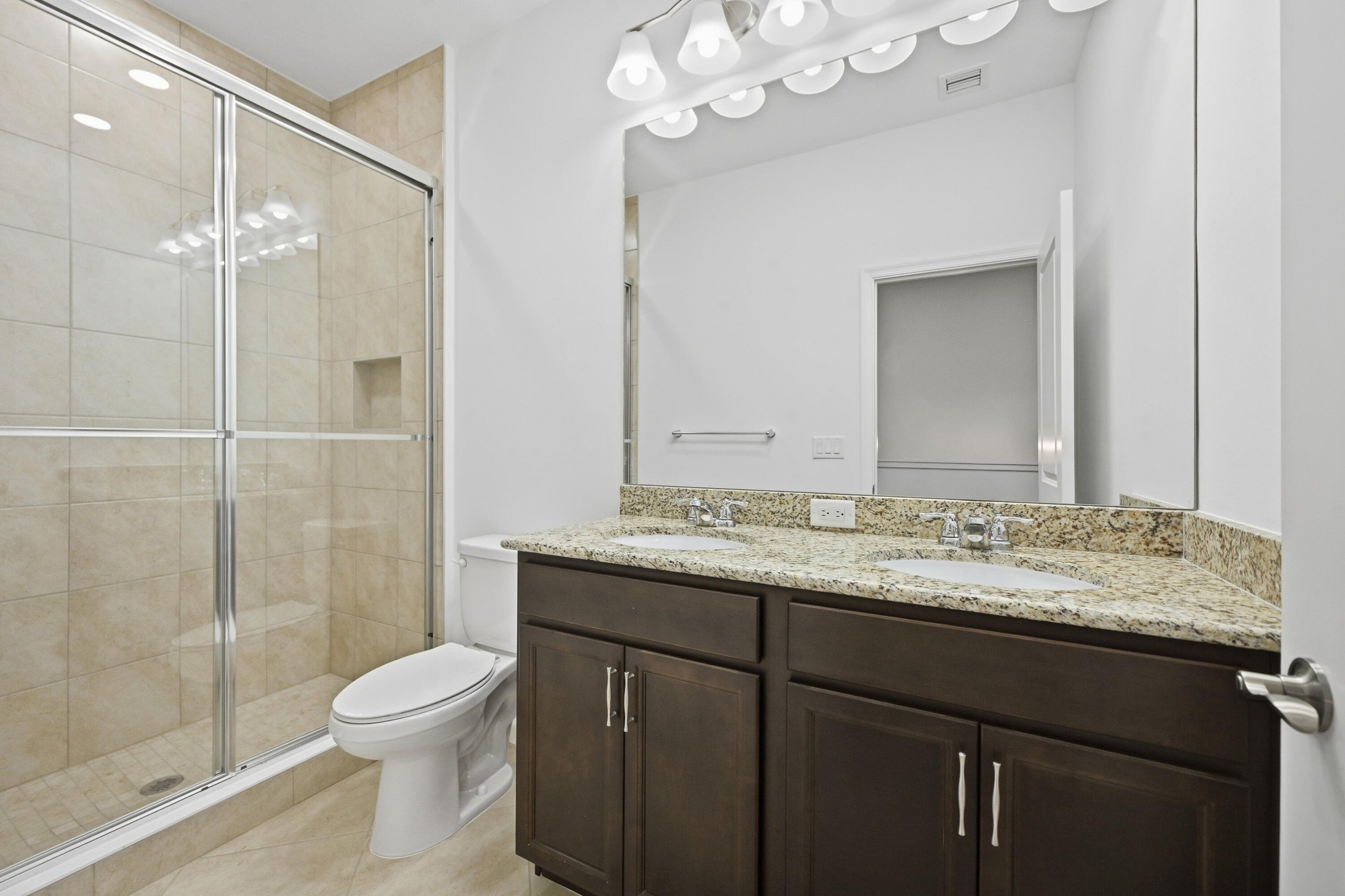 4332 Brookgreen Square Property Photo 25