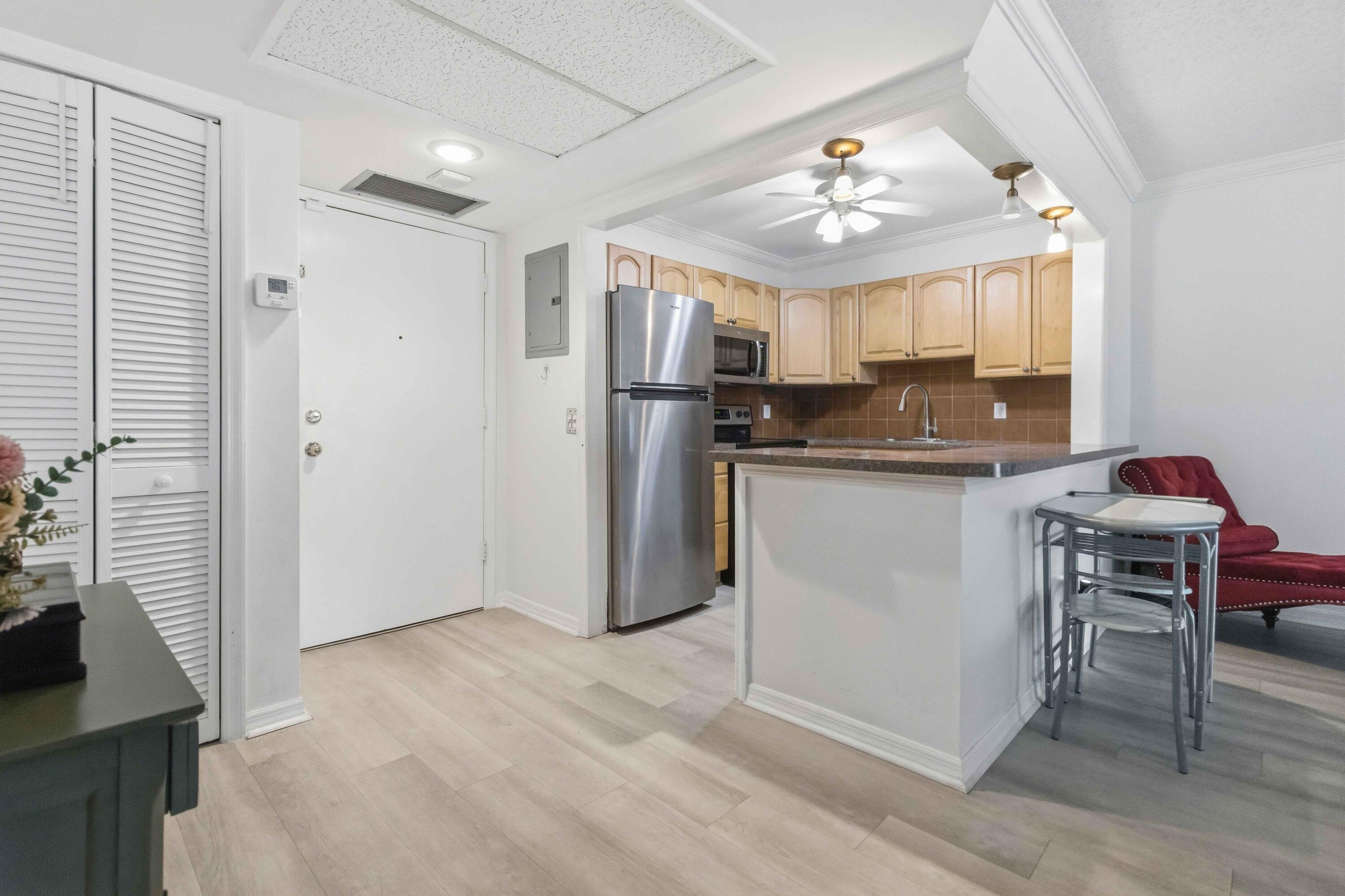 259 S Cypress Road 506