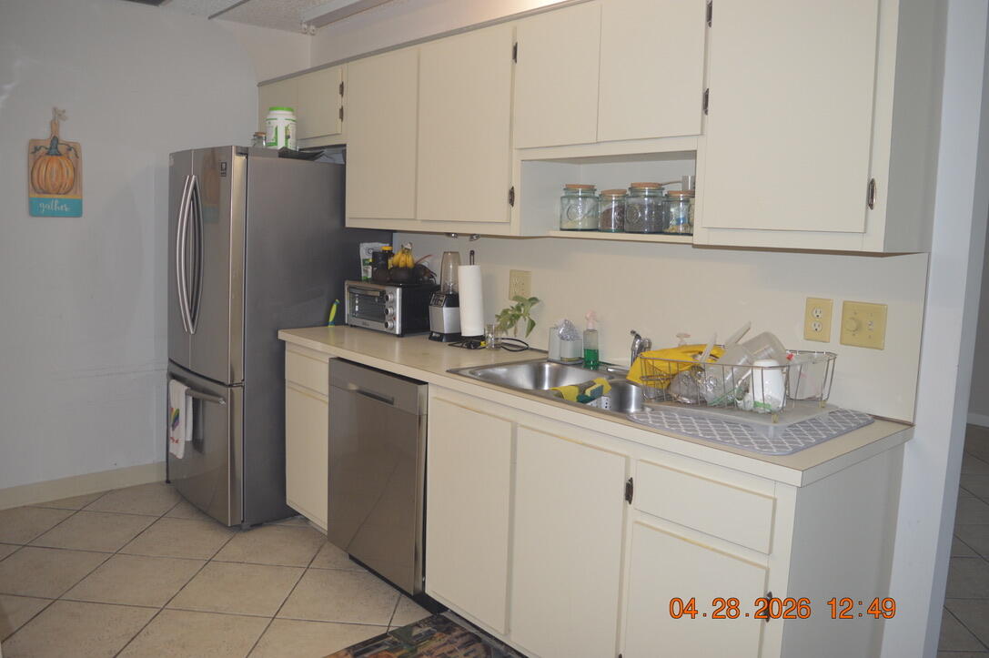 B26023377 Property Photo 11