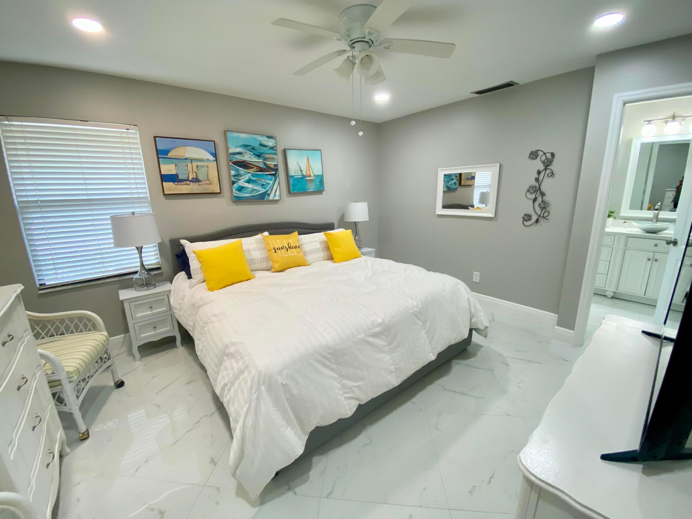 1127 E Seminole Avenue 13d Property Photo 8