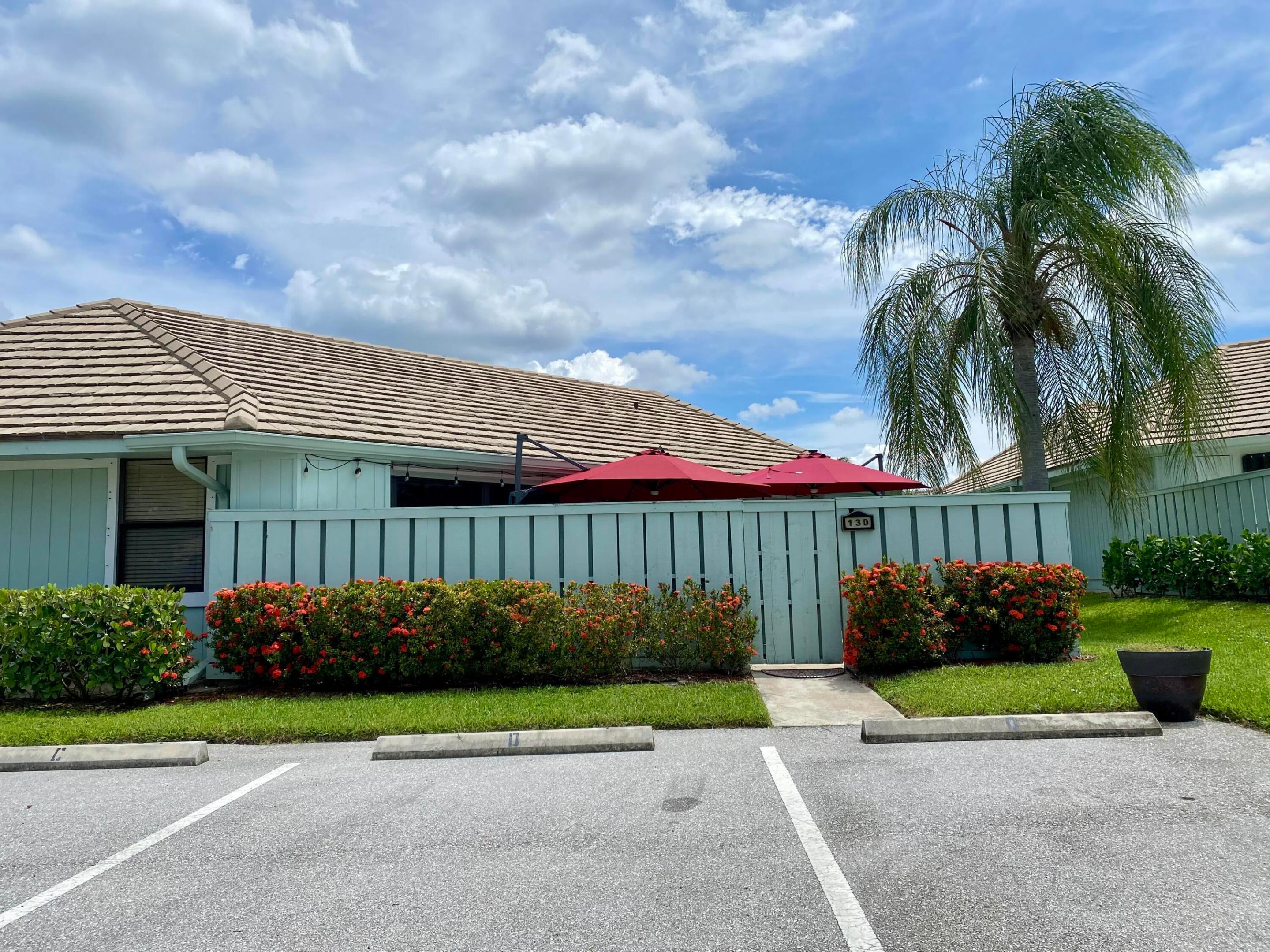 1127 E Seminole Avenue 13d Property Photo 16