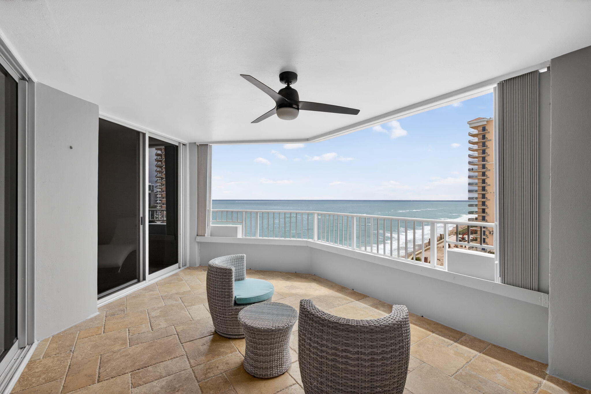 5200 N Ocean Drive 1004 Property Photo 1