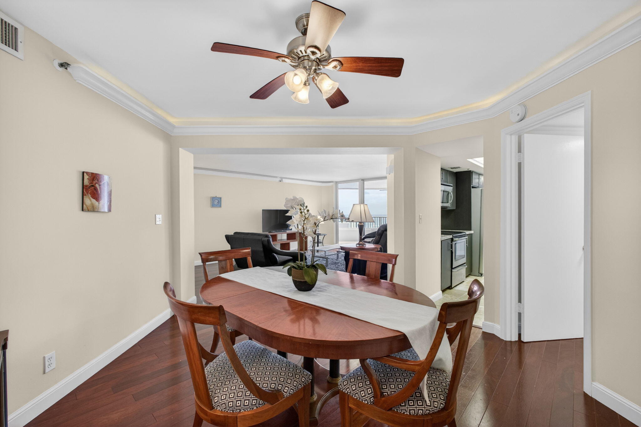 5200 N Ocean Drive 1004 Property Photo 10