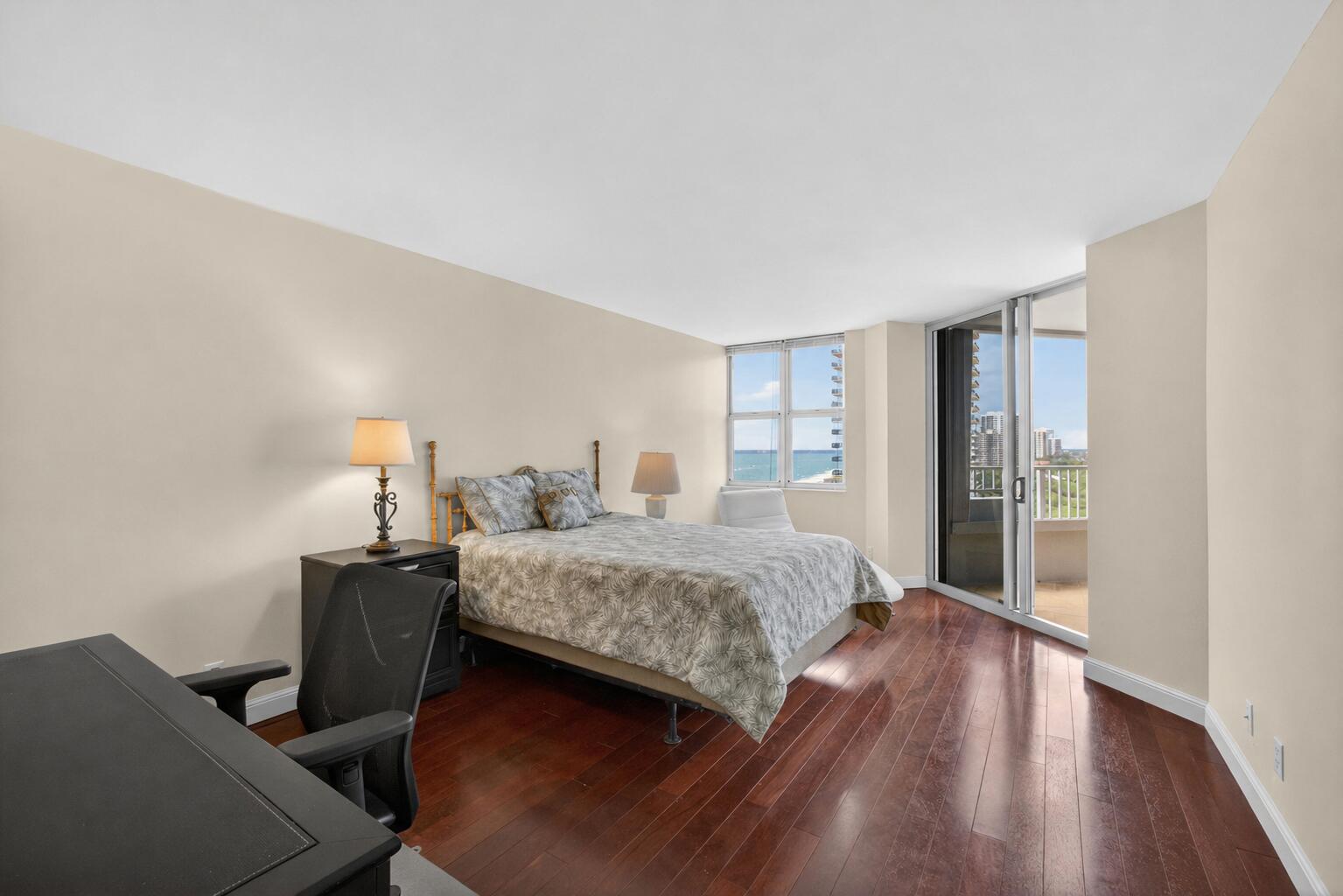 5200 N Ocean Drive 1004 Property Photo 13
