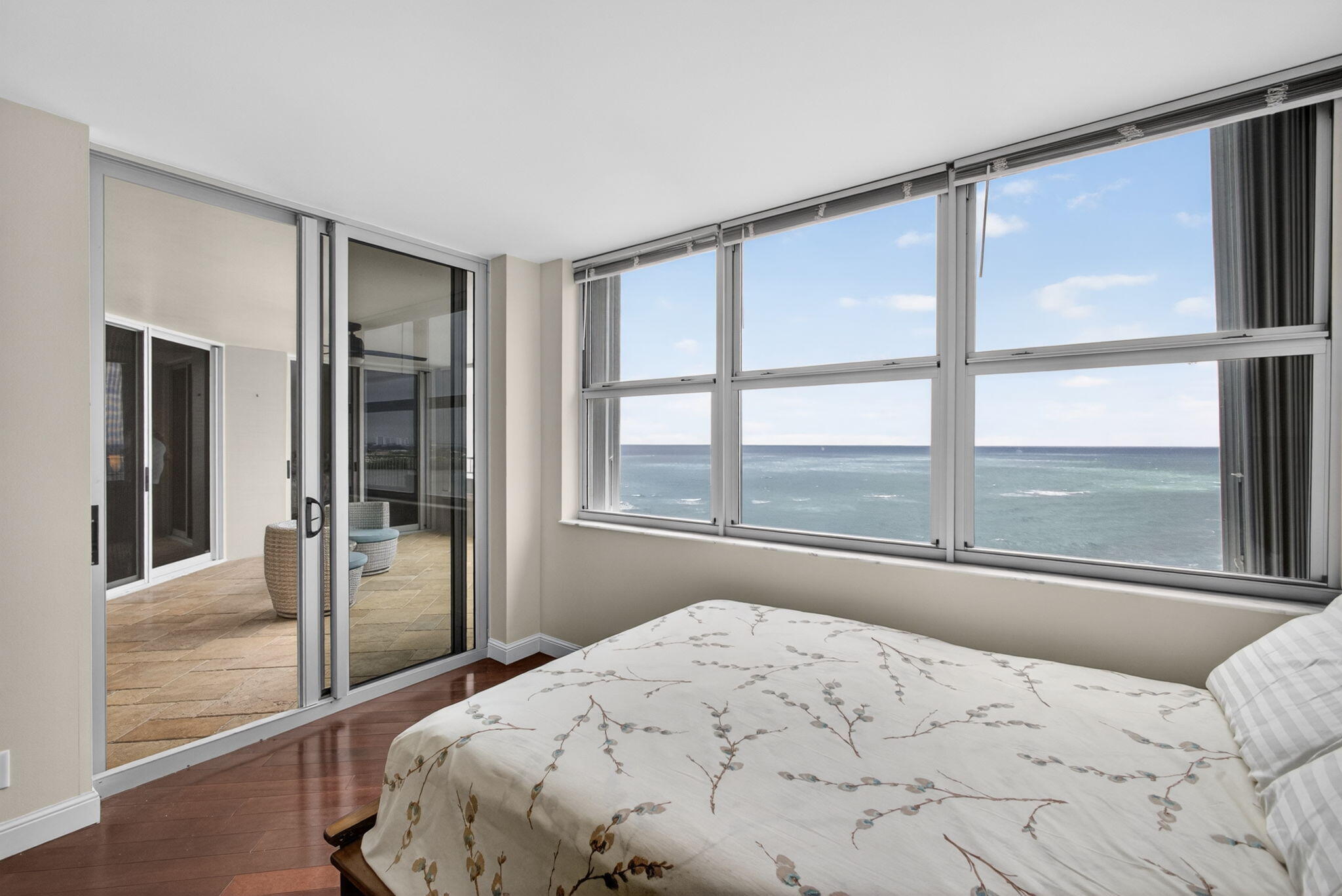 5200 N Ocean Drive 1004 Property Photo 20