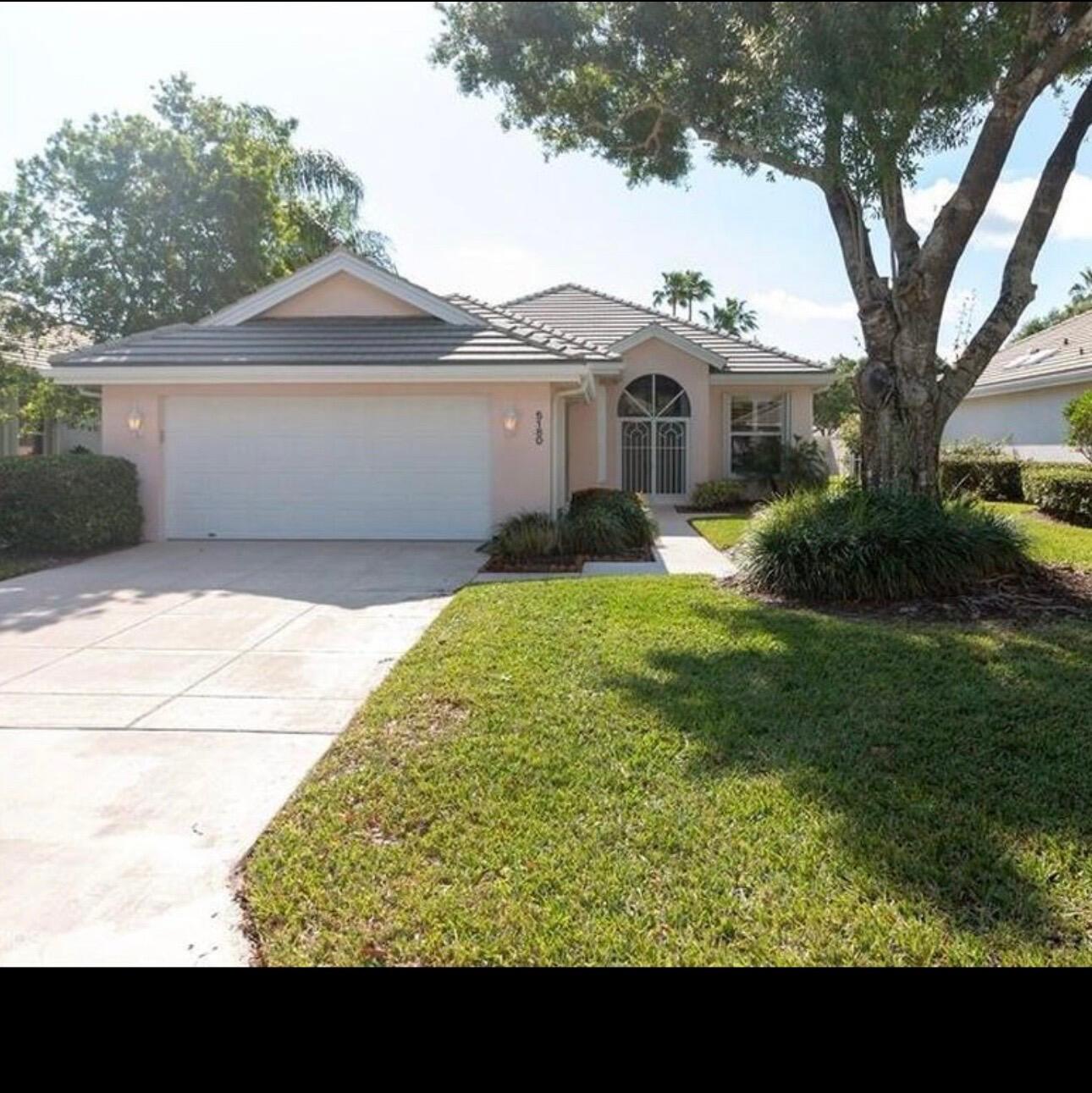 5180 Se Sweetbrier Terrace Property Photo 1