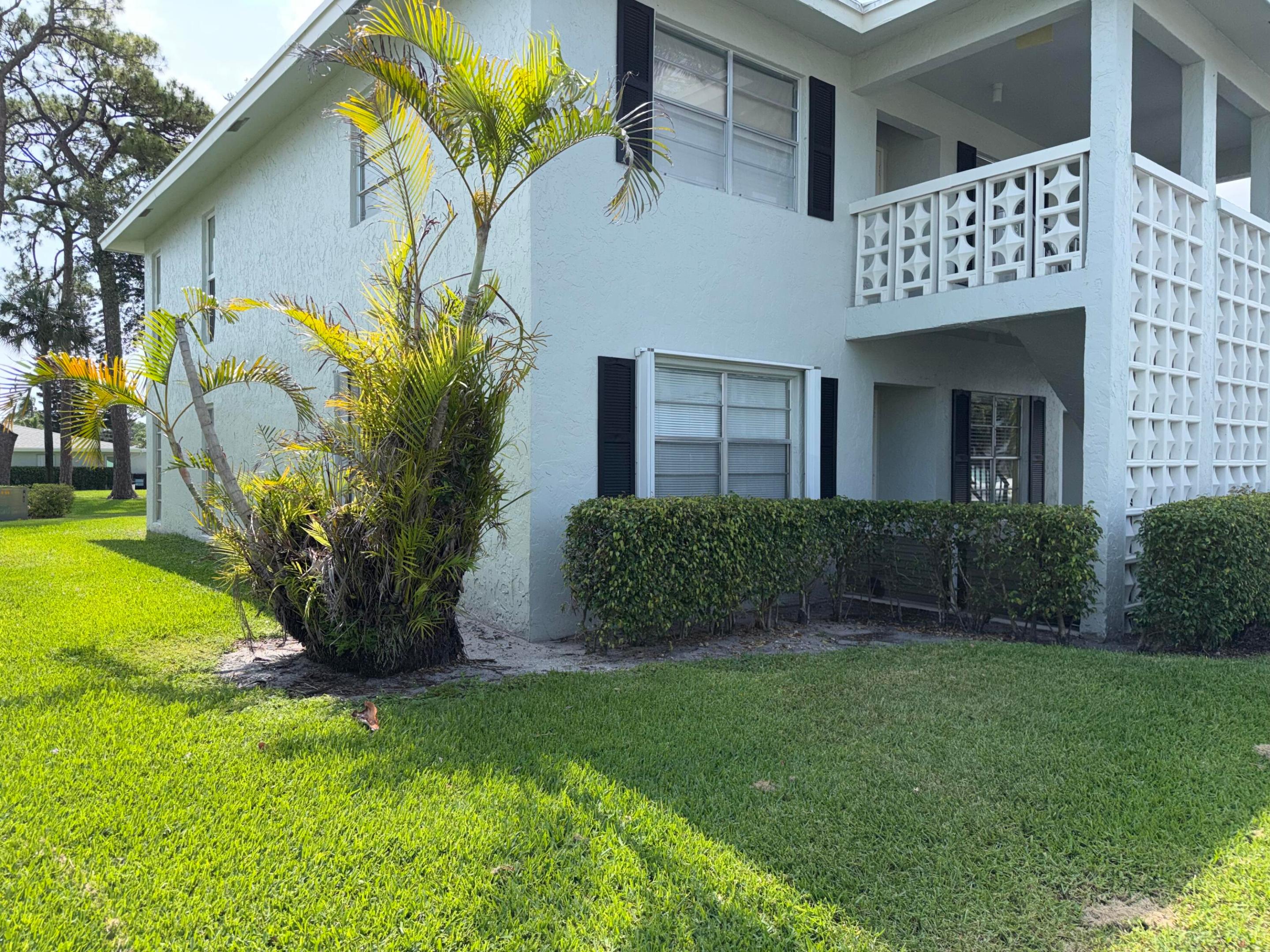 1030 Silk Oak Terrace 101 Property Photo 1