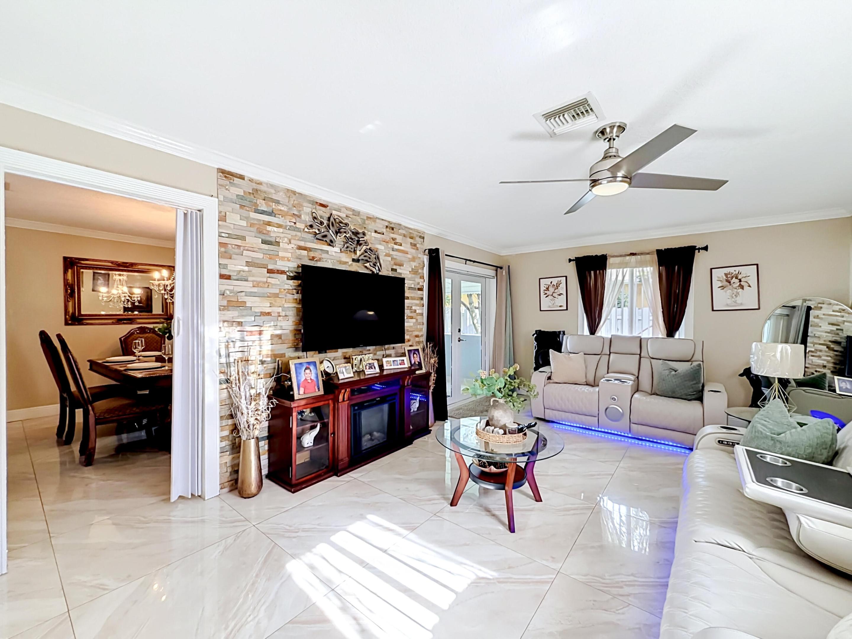 3119 Indian Trail Property Photo 23