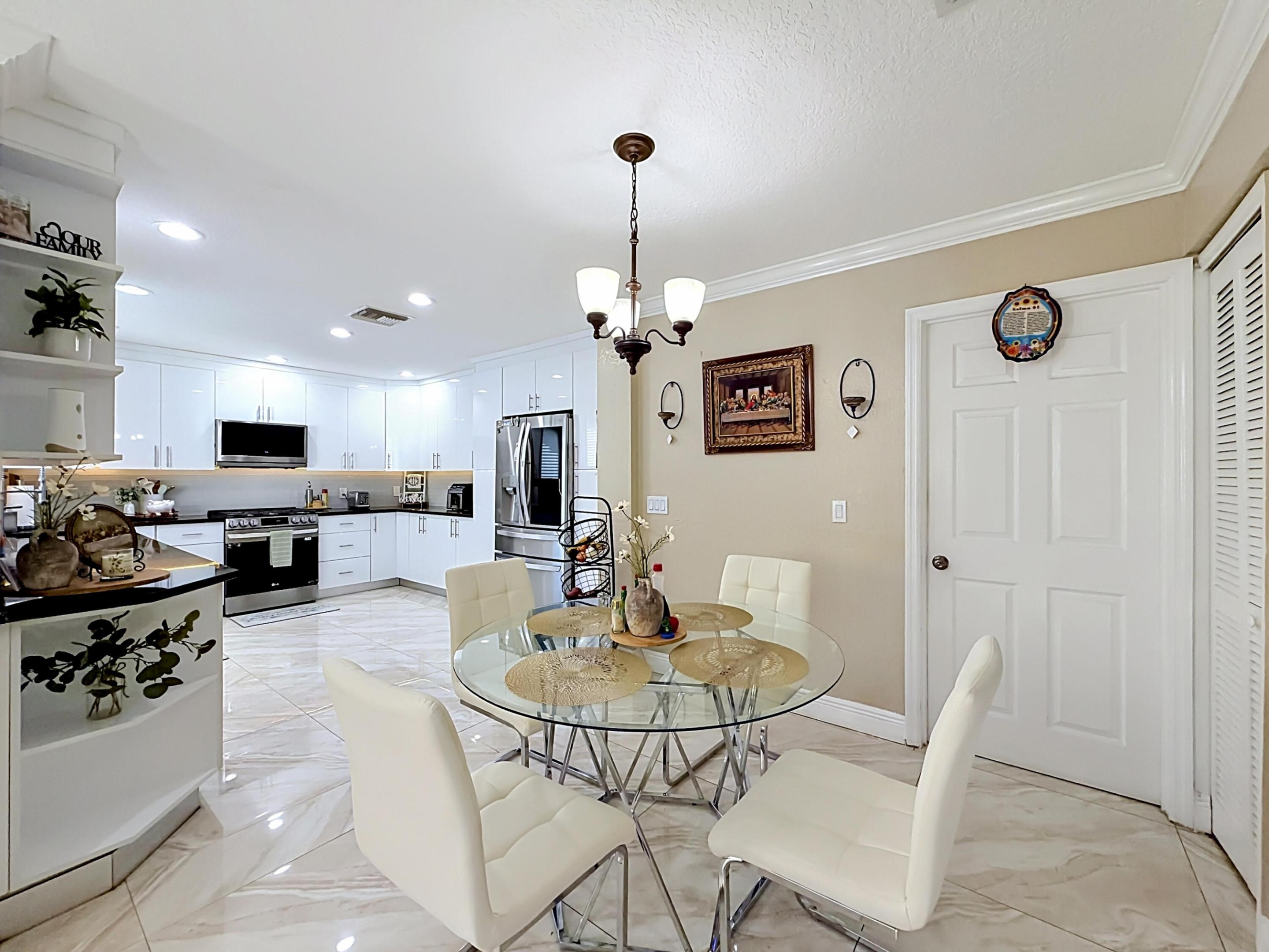 3119 Indian Trail Property Photo 24