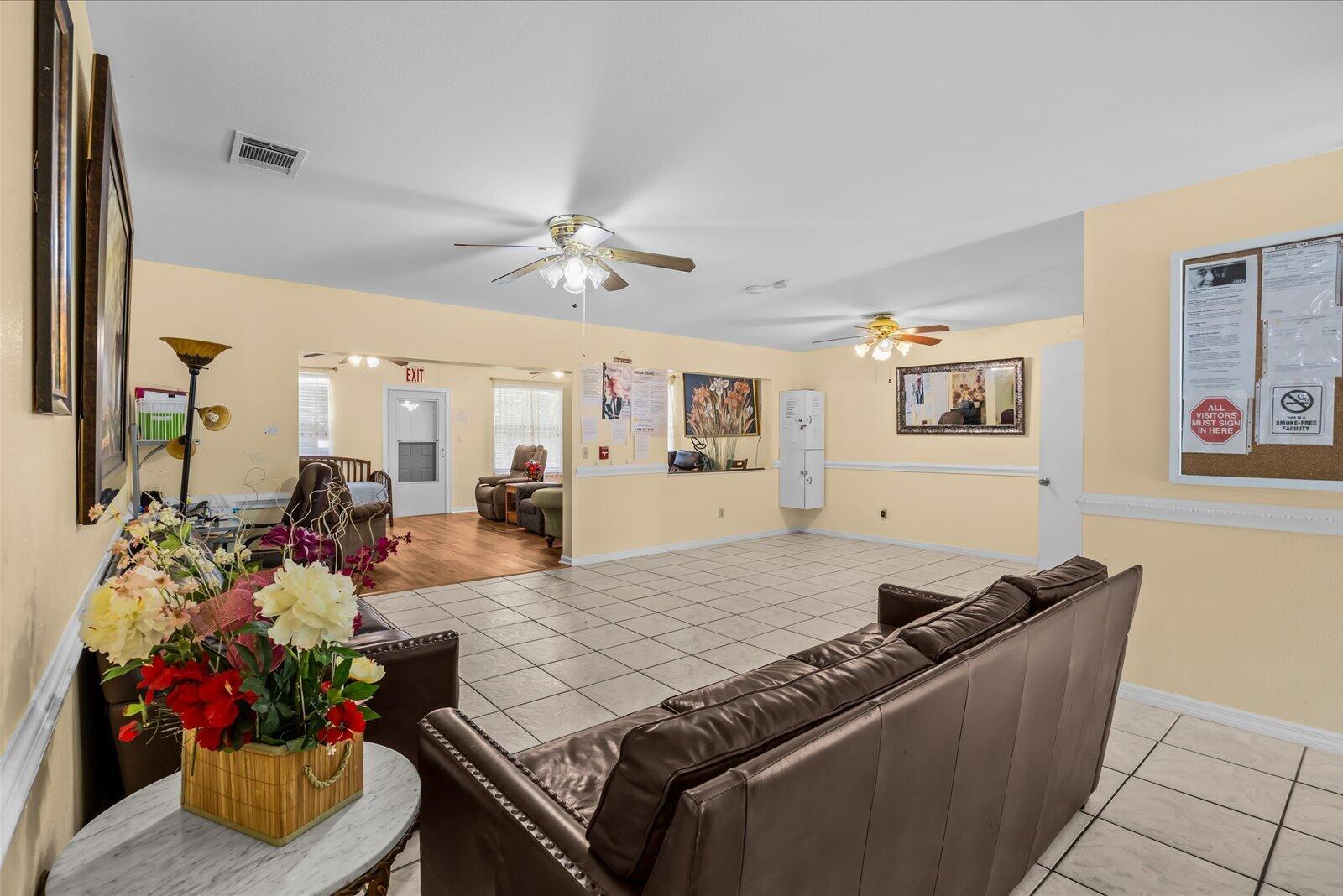 2073 Se Rainier Road Property Photo 4