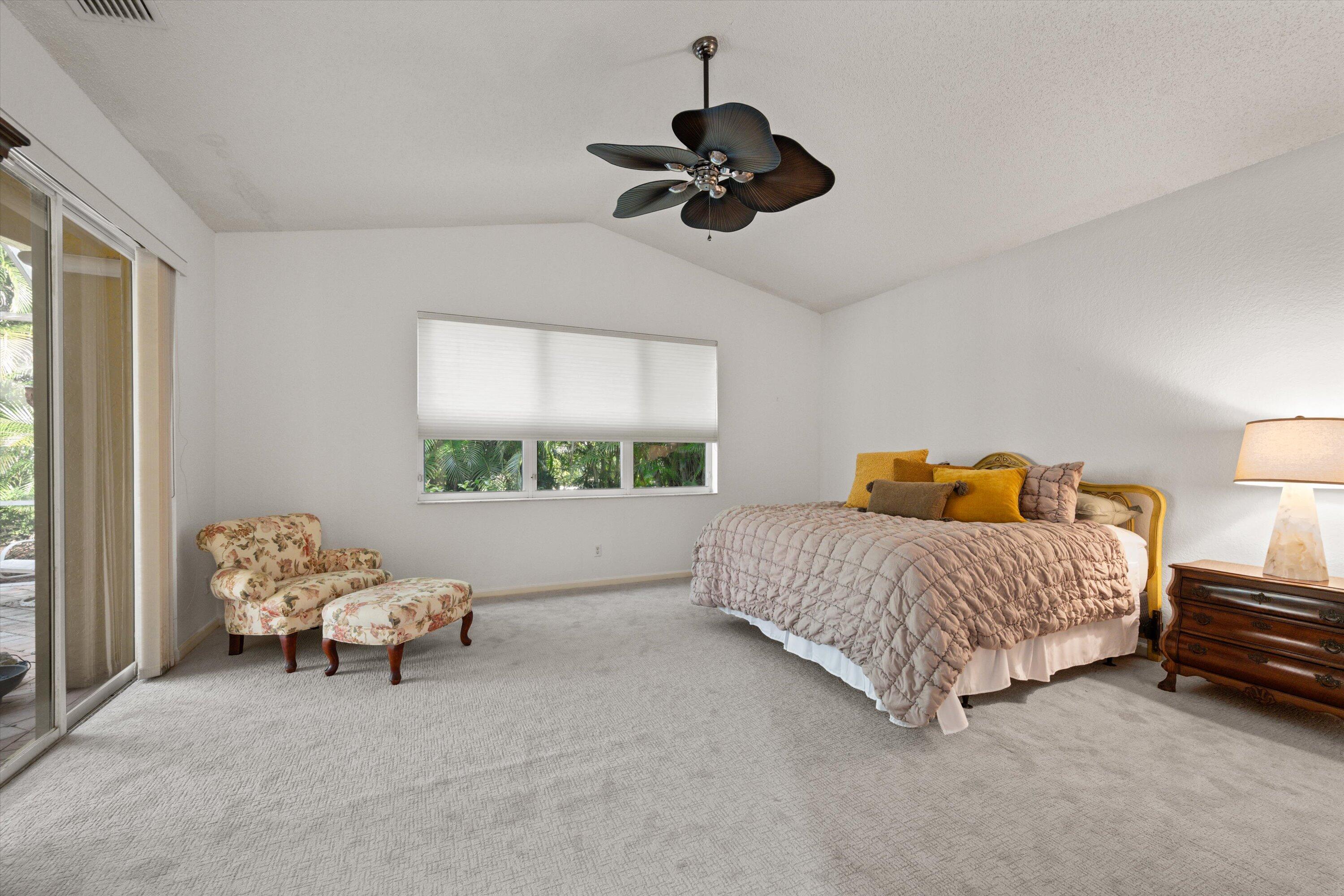 4362 Kensington Park Way Property Photo 17