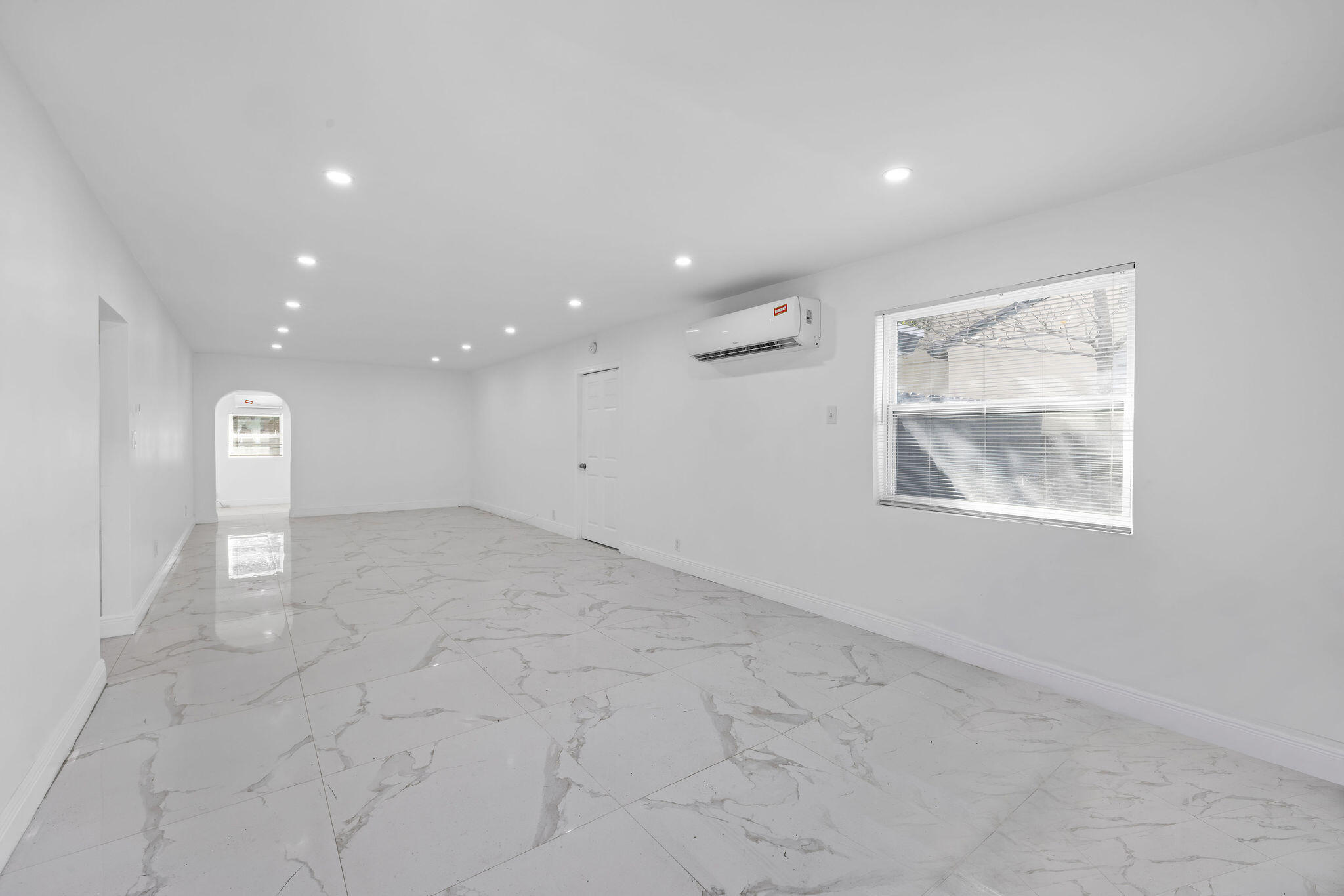 332 Nw 97th Street Property Photo 9