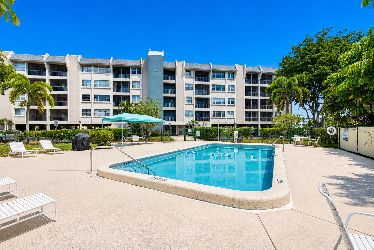505 SPENCER Drive 211