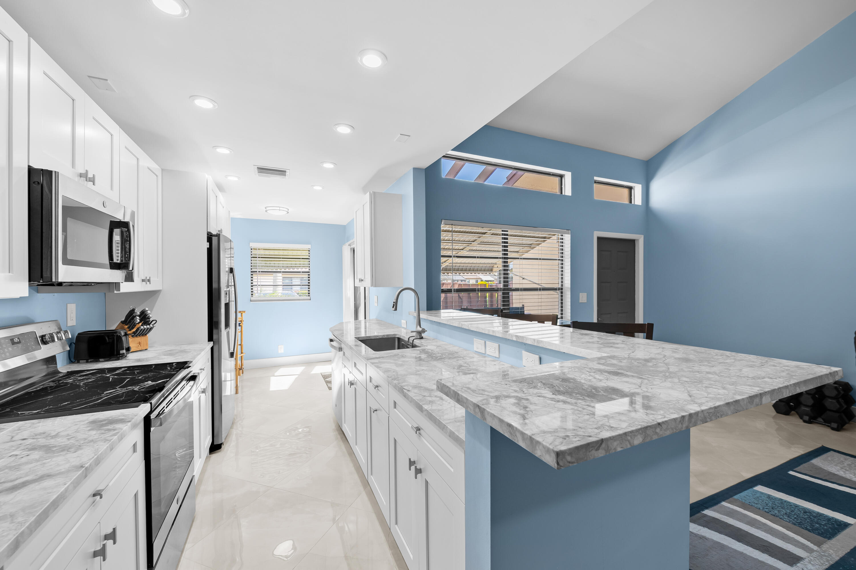 14079 Nesting Way B Property Photo 9
