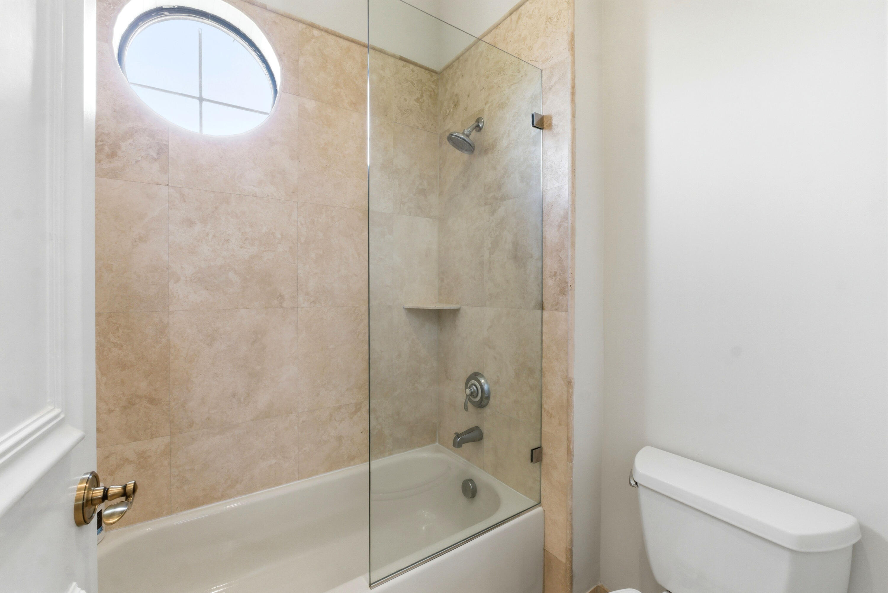 8289 Emerald Avenue Property Photo 33