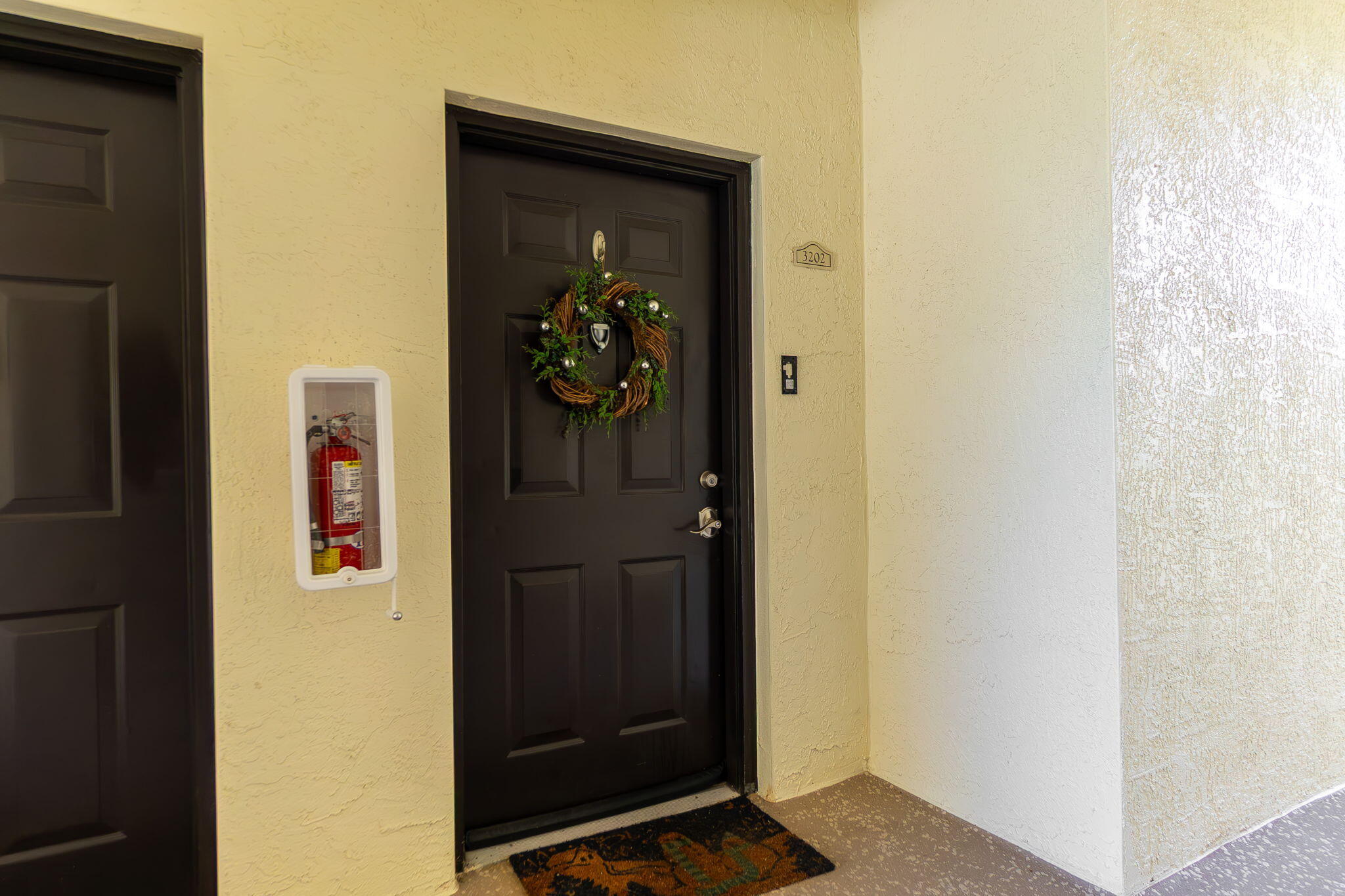 9901 Baywinds Boulevard 3202 Property Photo 3