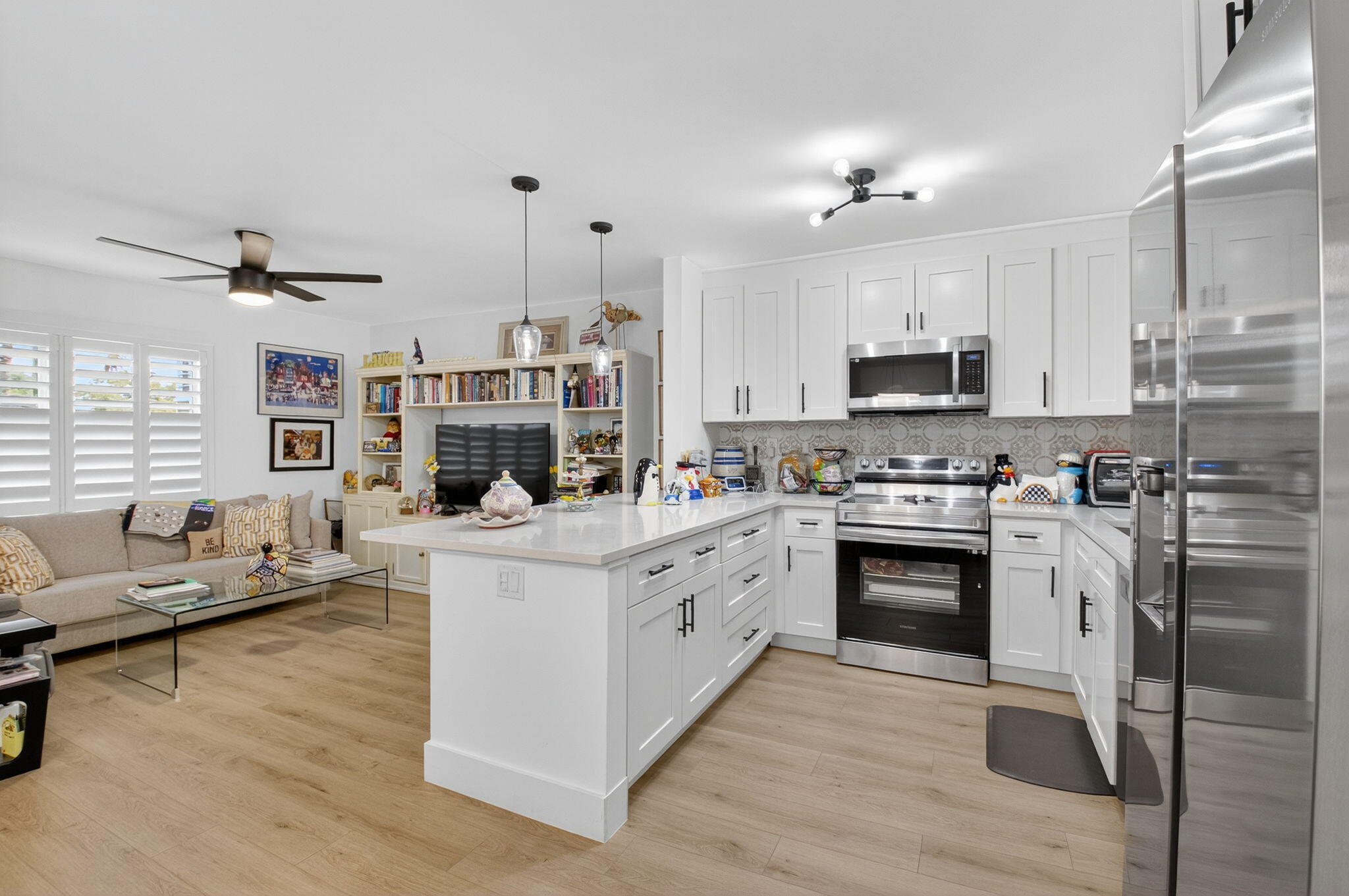 538 Flanders L Property Photo 8