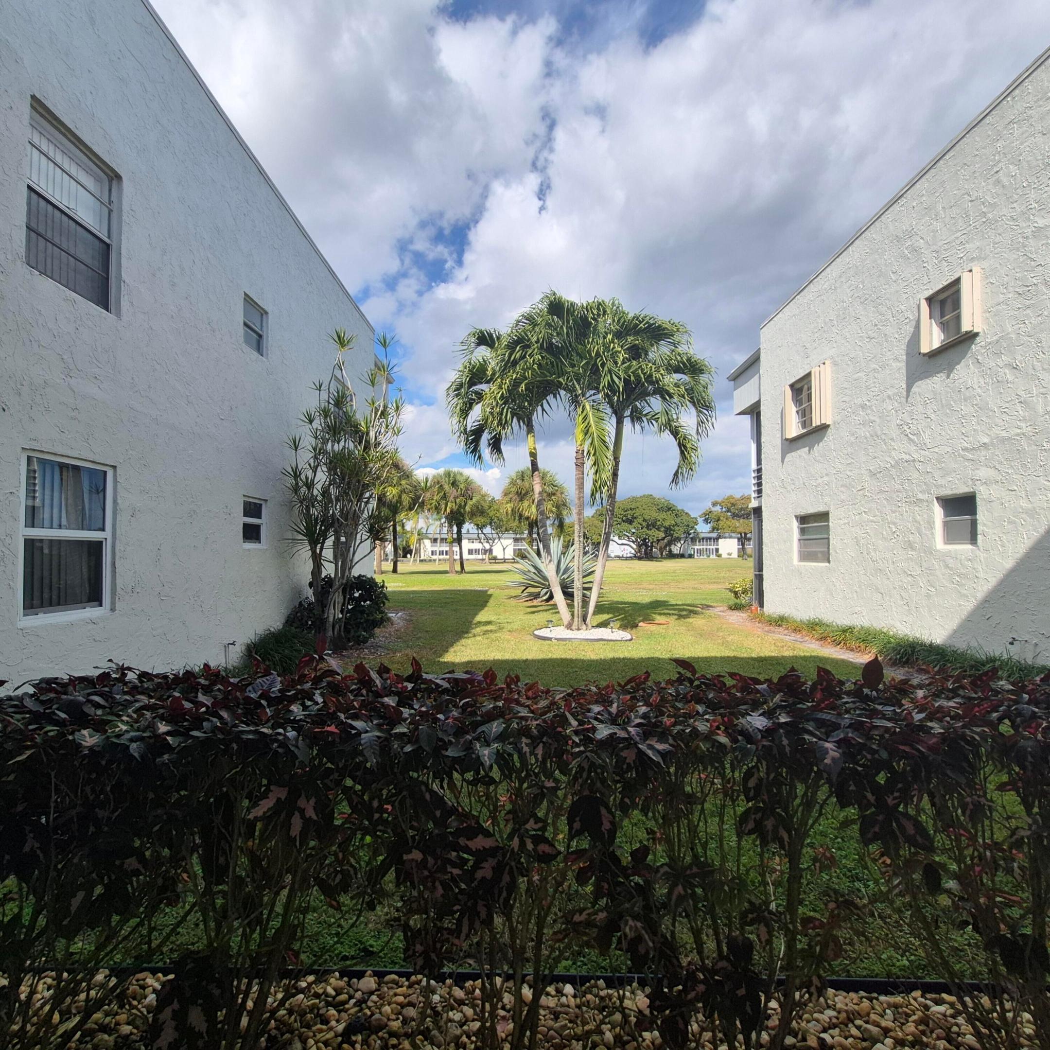 538 Flanders L Property Photo 17