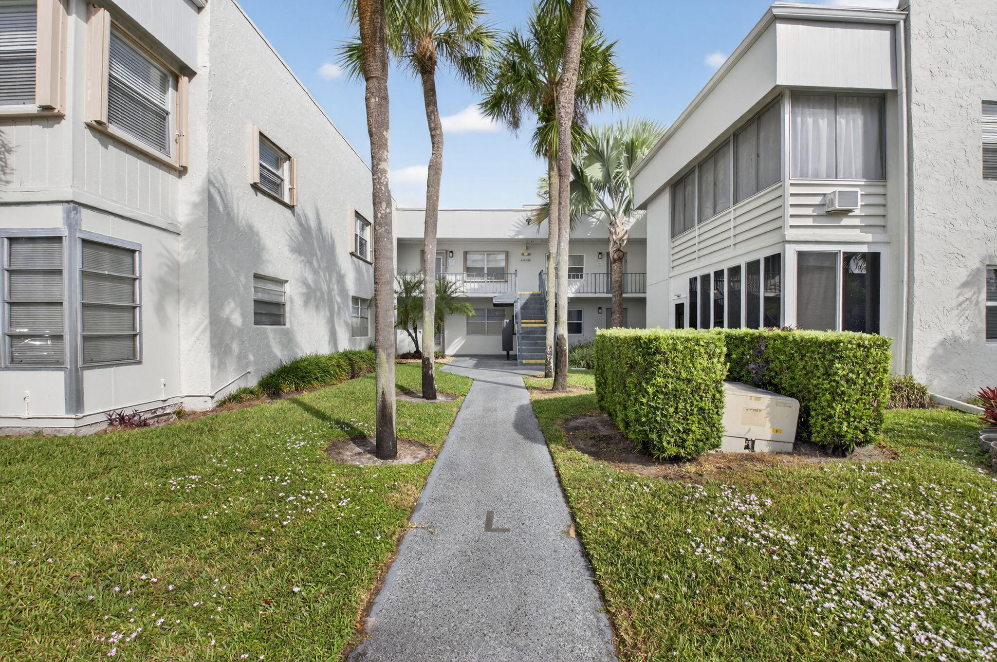 538 Flanders L Property Photo 19