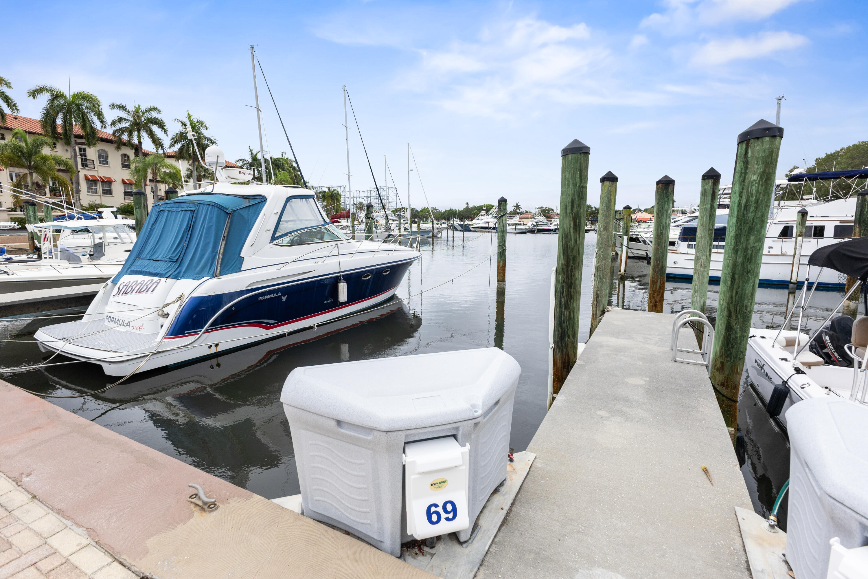 2385 Pga Boulevard Property Photo 3