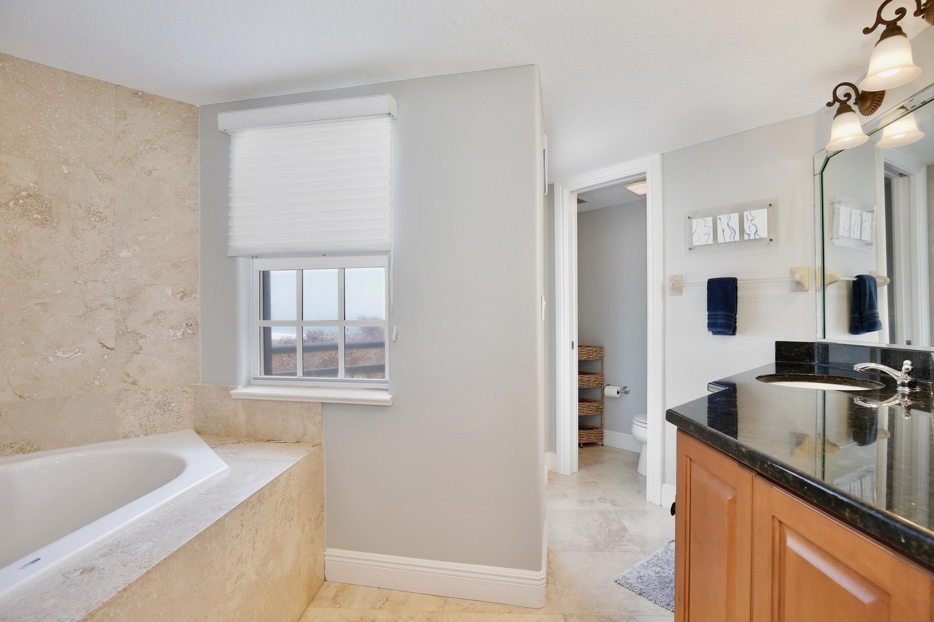 2465 S Atlantic Avenue 401 Property Photo 33
