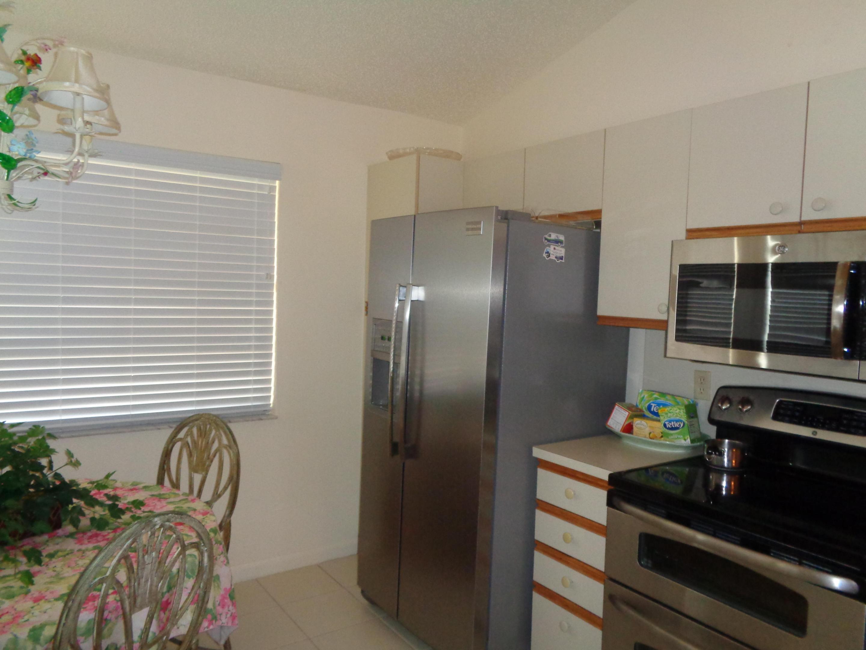 7657 Lexington Club Boulevard Property Photo 5