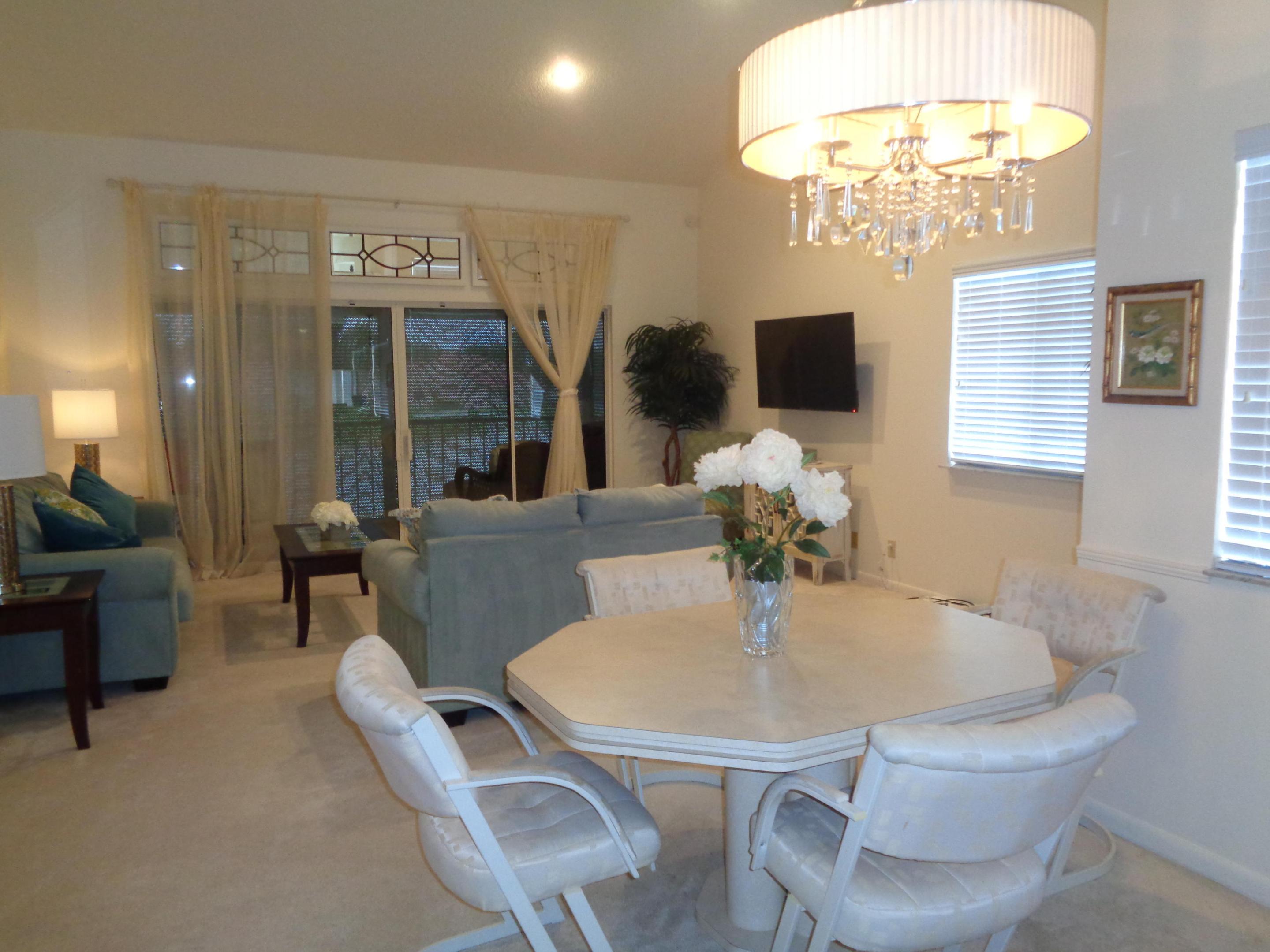7657 Lexington Club Boulevard Property Photo 8