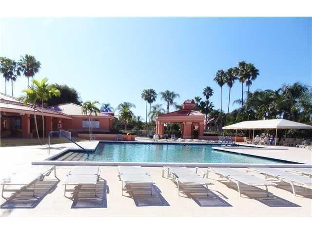 7657 Lexington Club Boulevard Property Photo 34