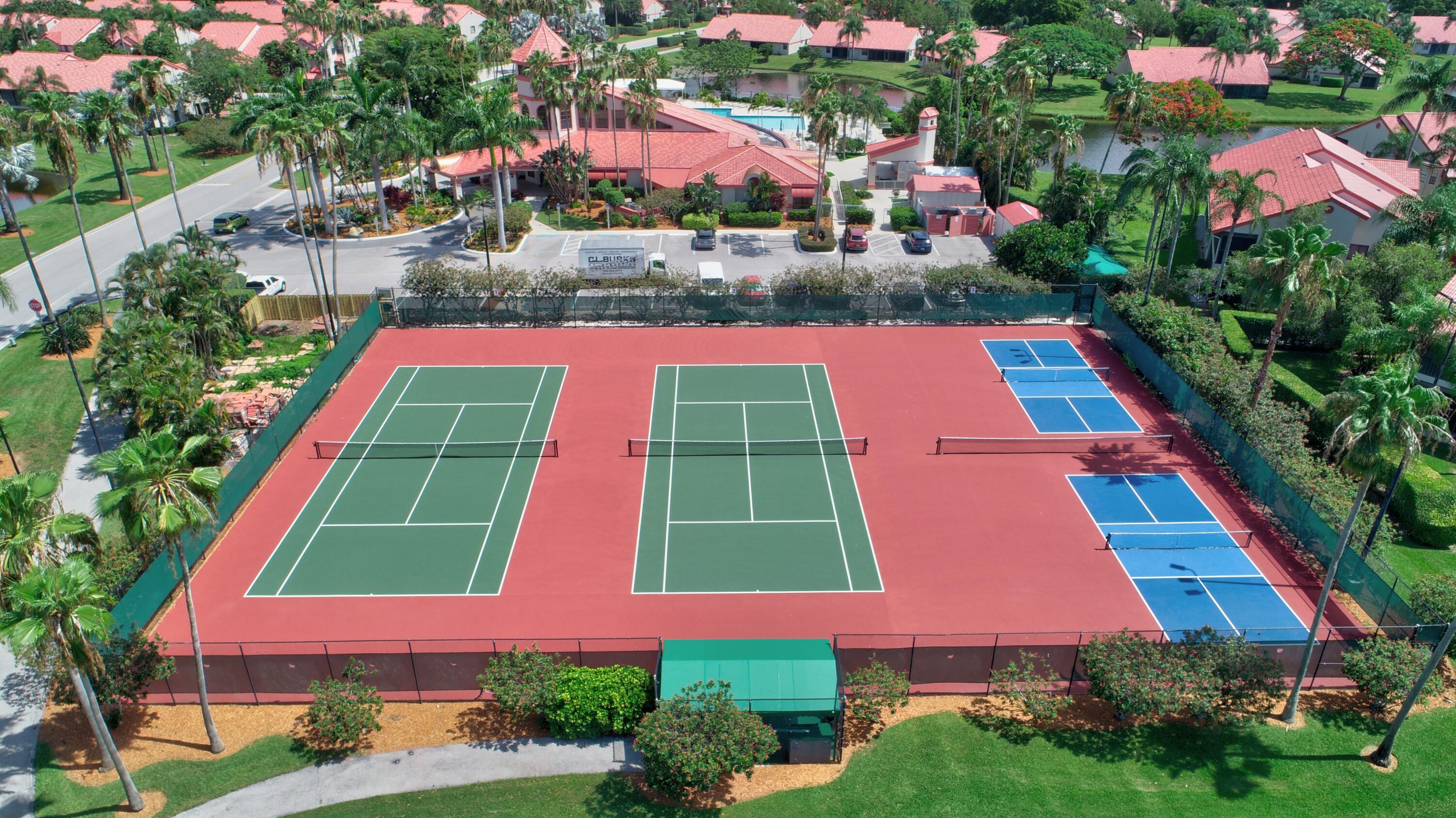 7657 Lexington Club Boulevard Property Photo 41