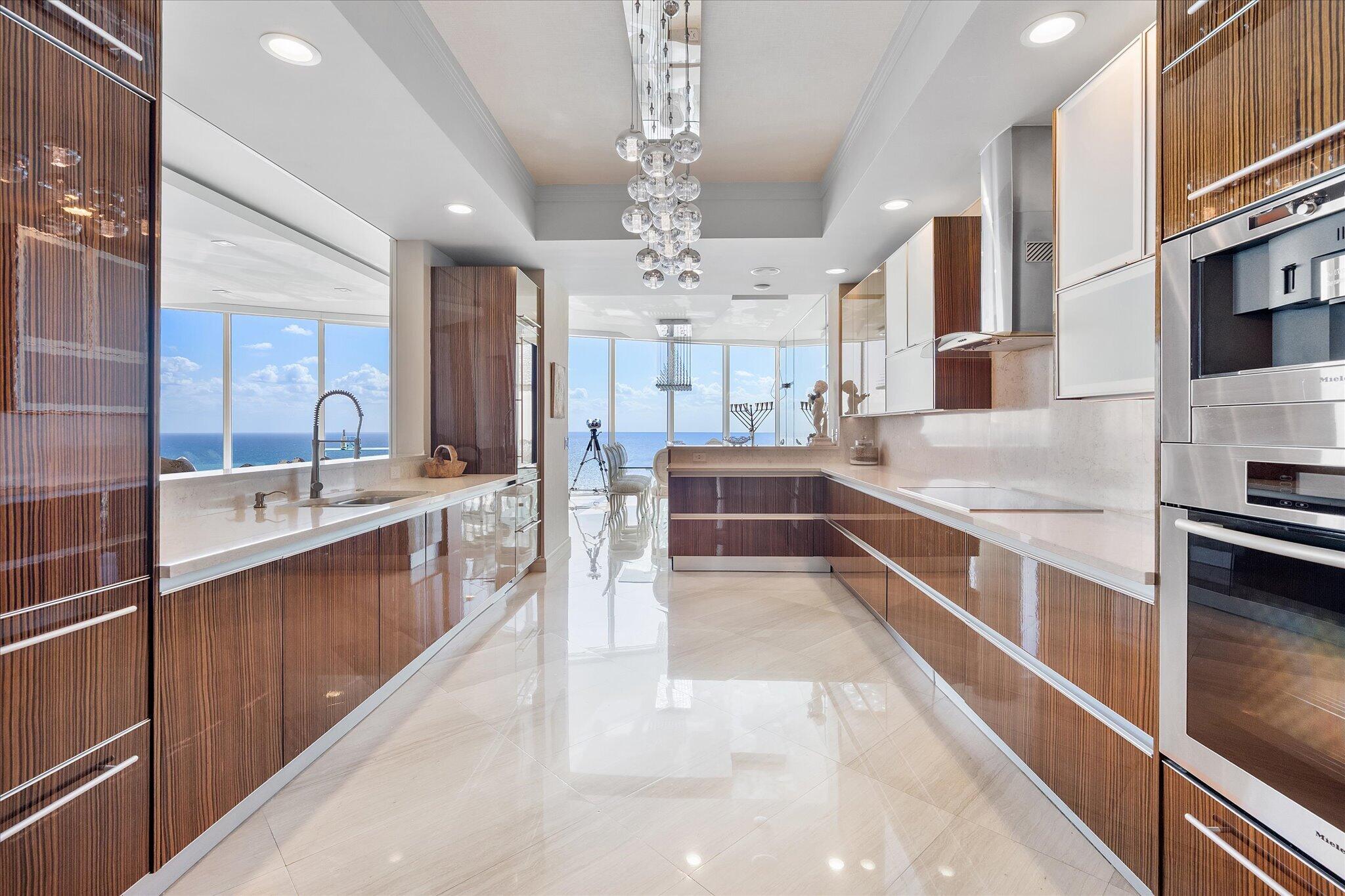 2711 S Ocean Drive 3602 Property Photo 19