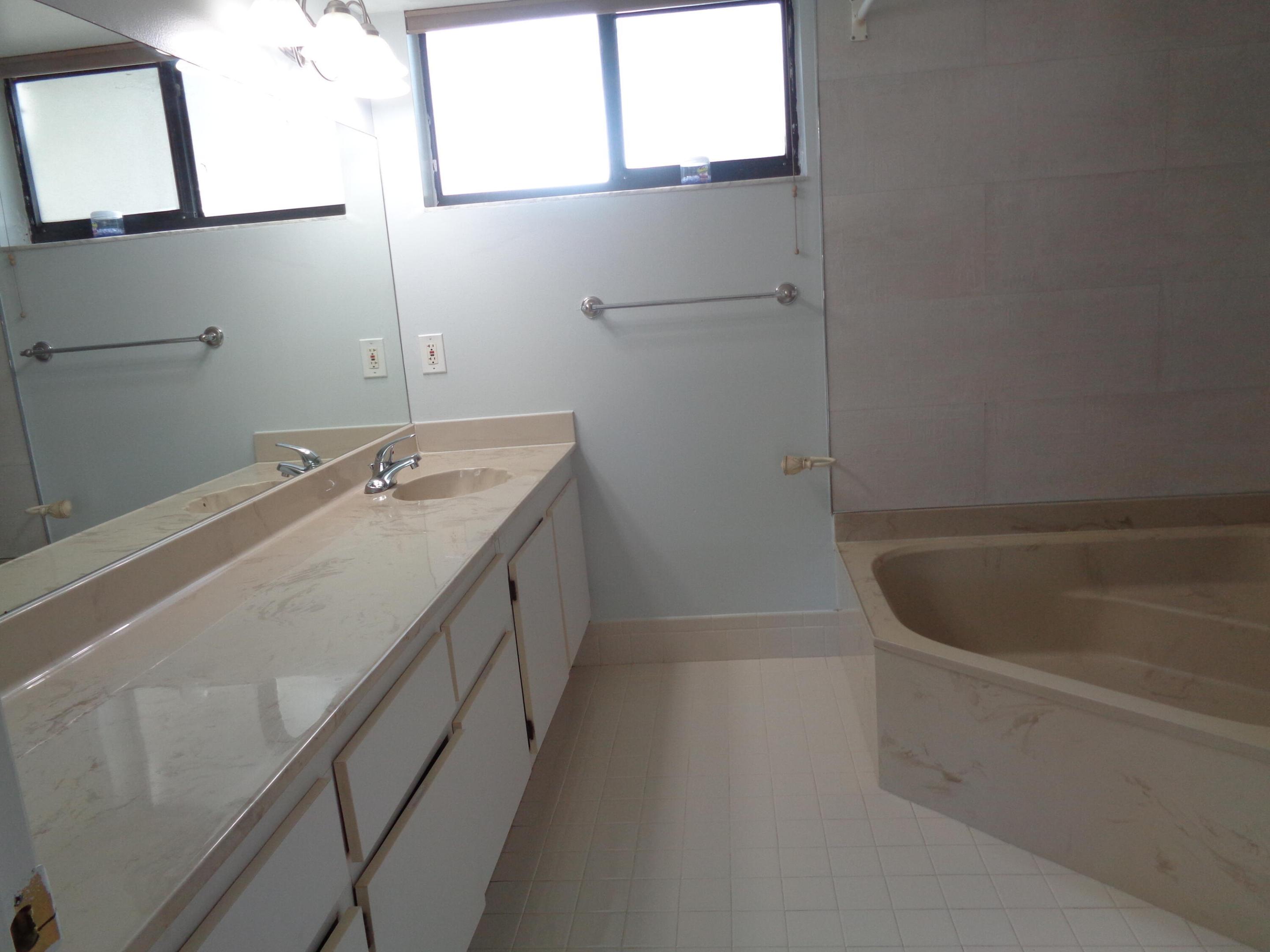6328 W Longboat Lane 201 Property Photo 10