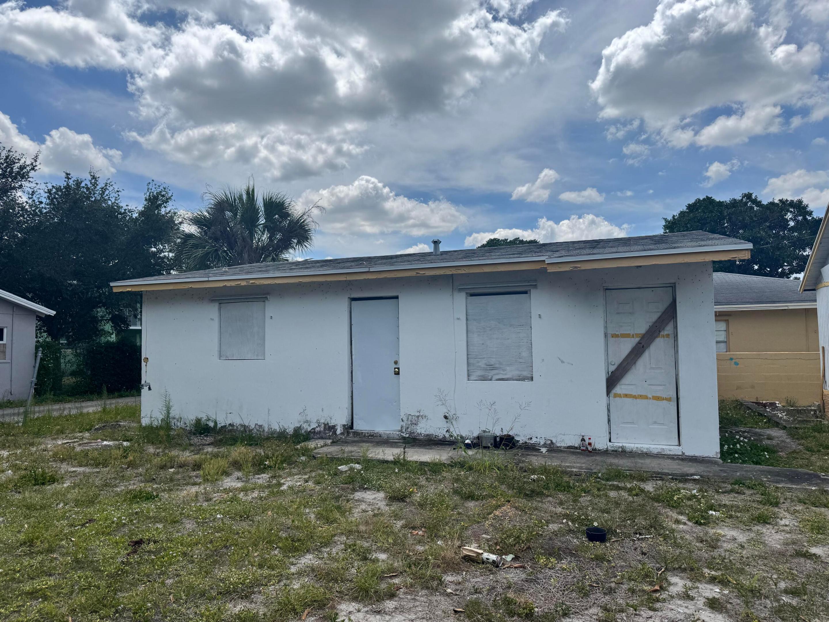 536 22nd Street Property Photo 4