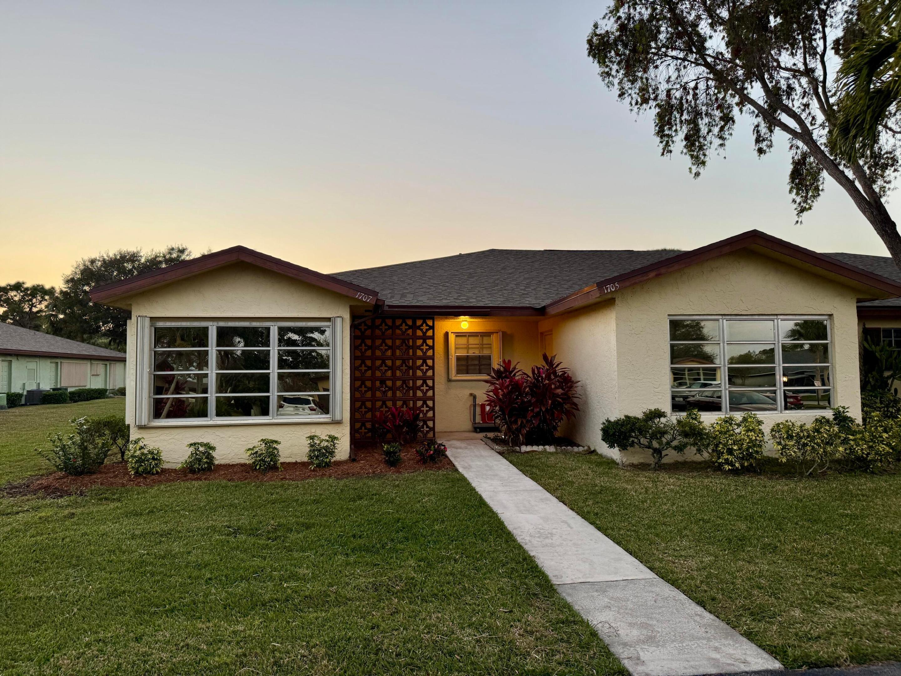 1707 N Dovetail Drive A Property Photo 19