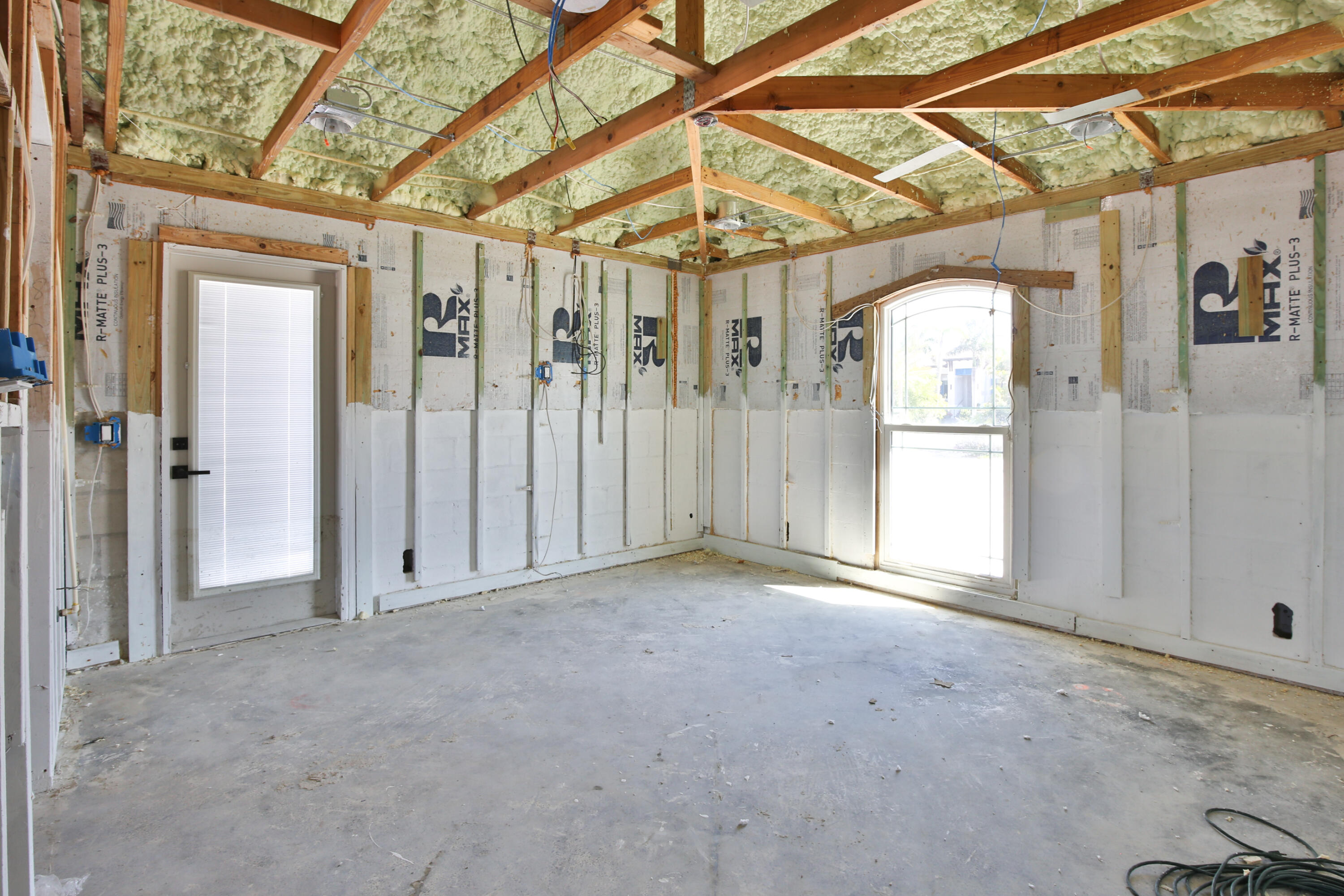 7816 Sanderling Road Property Photo 7