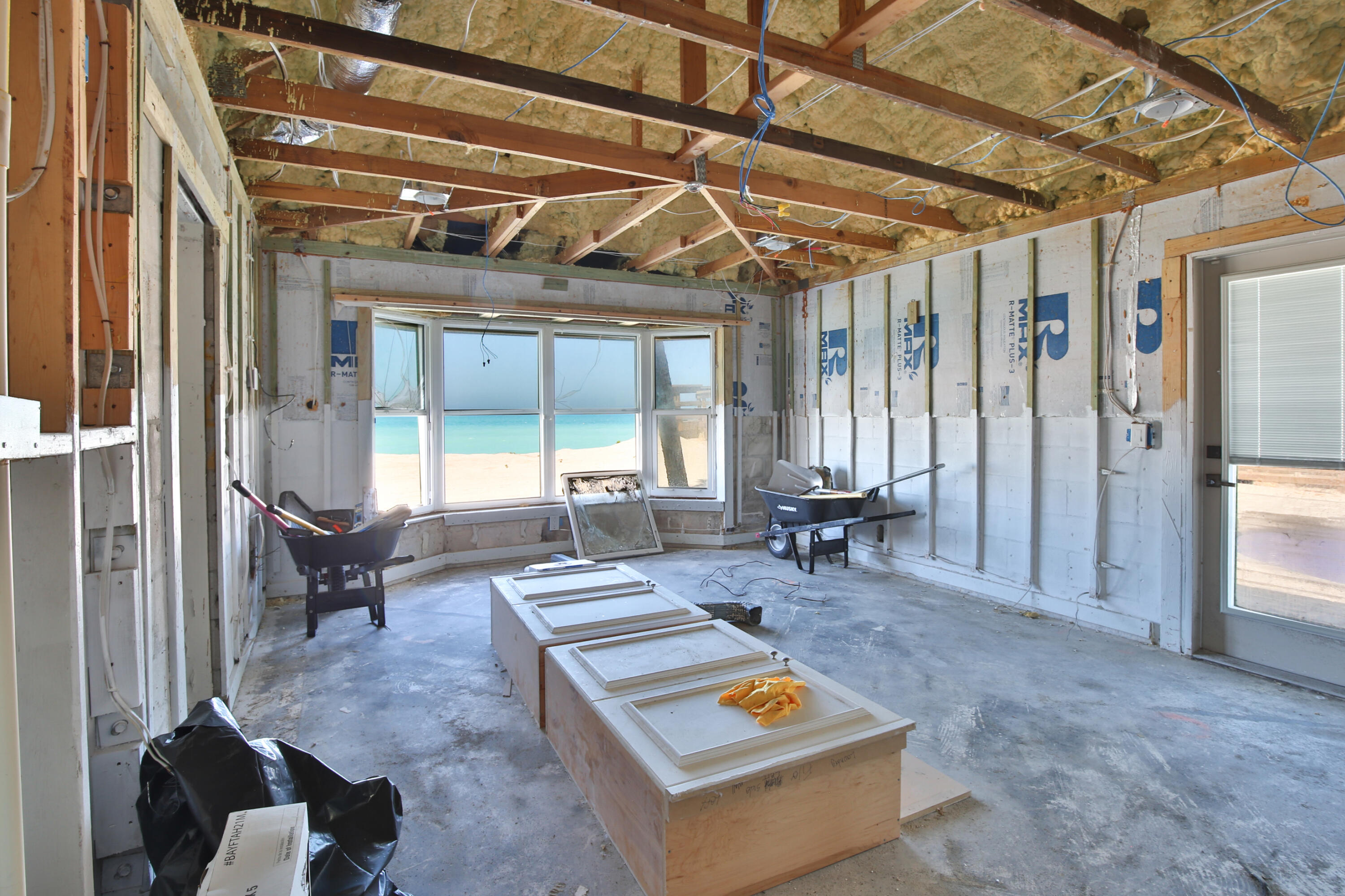 7816 Sanderling Road Property Photo 9