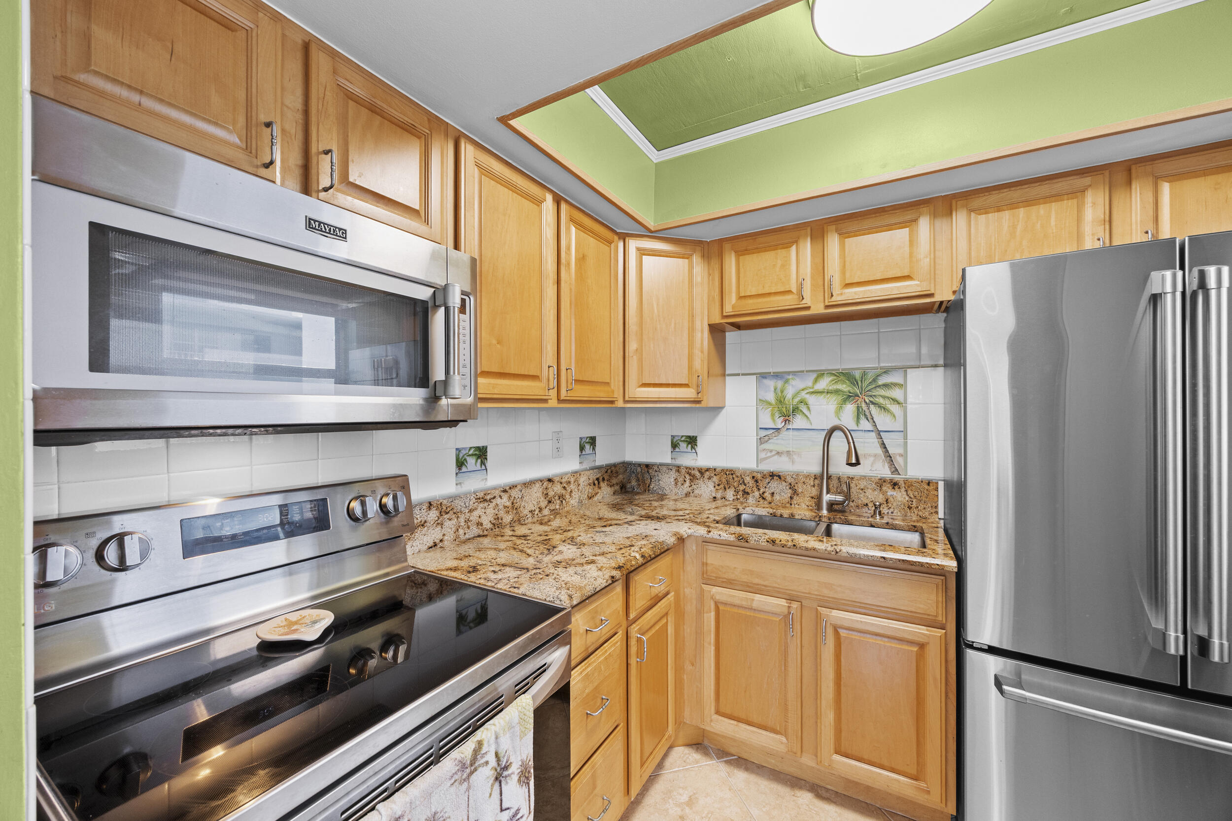 1820 New Palm Way 308 Property Photo 13