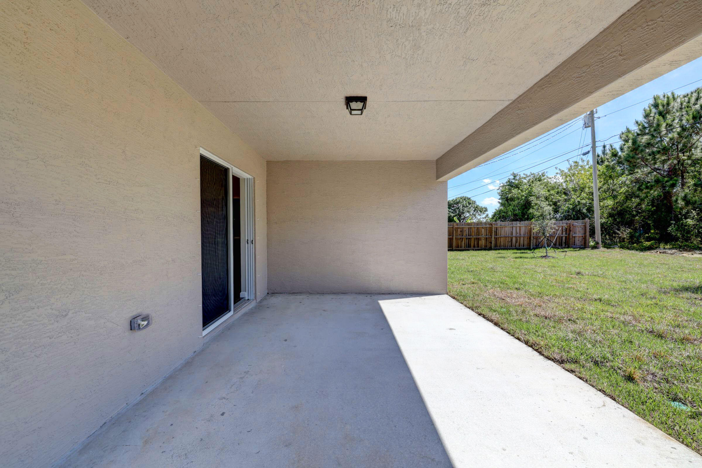 1817 Sw Altman Avenue Property Photo 38