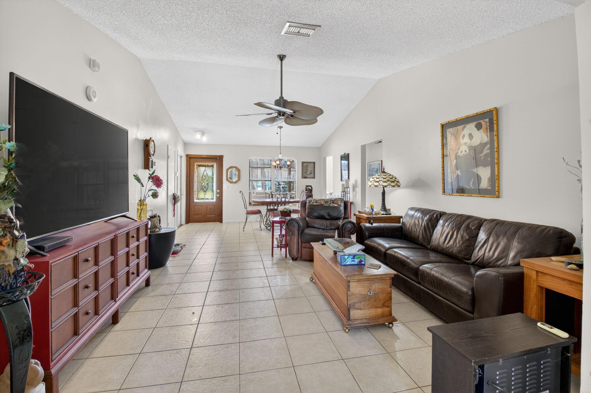 9389 Longmeadow Circle Property Photo 10