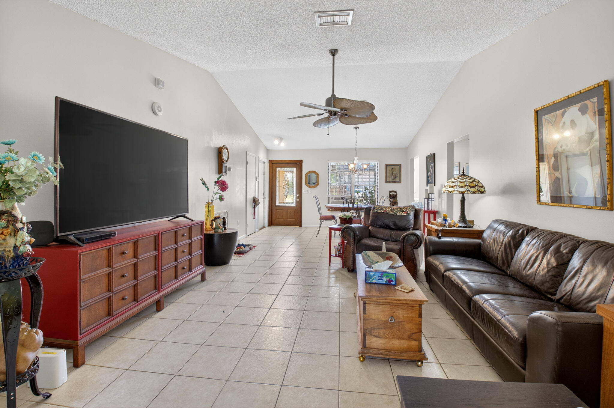 9389 Longmeadow Circle Property Photo 11
