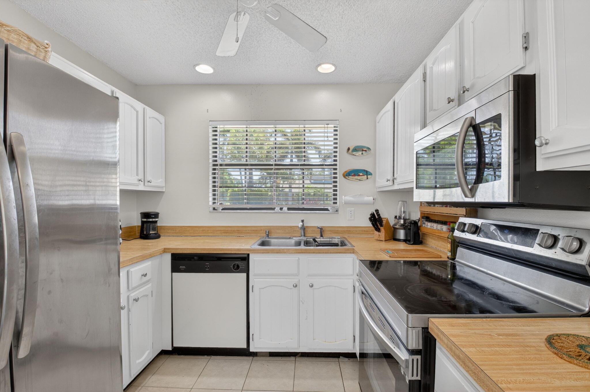9389 Longmeadow Circle Property Photo 19