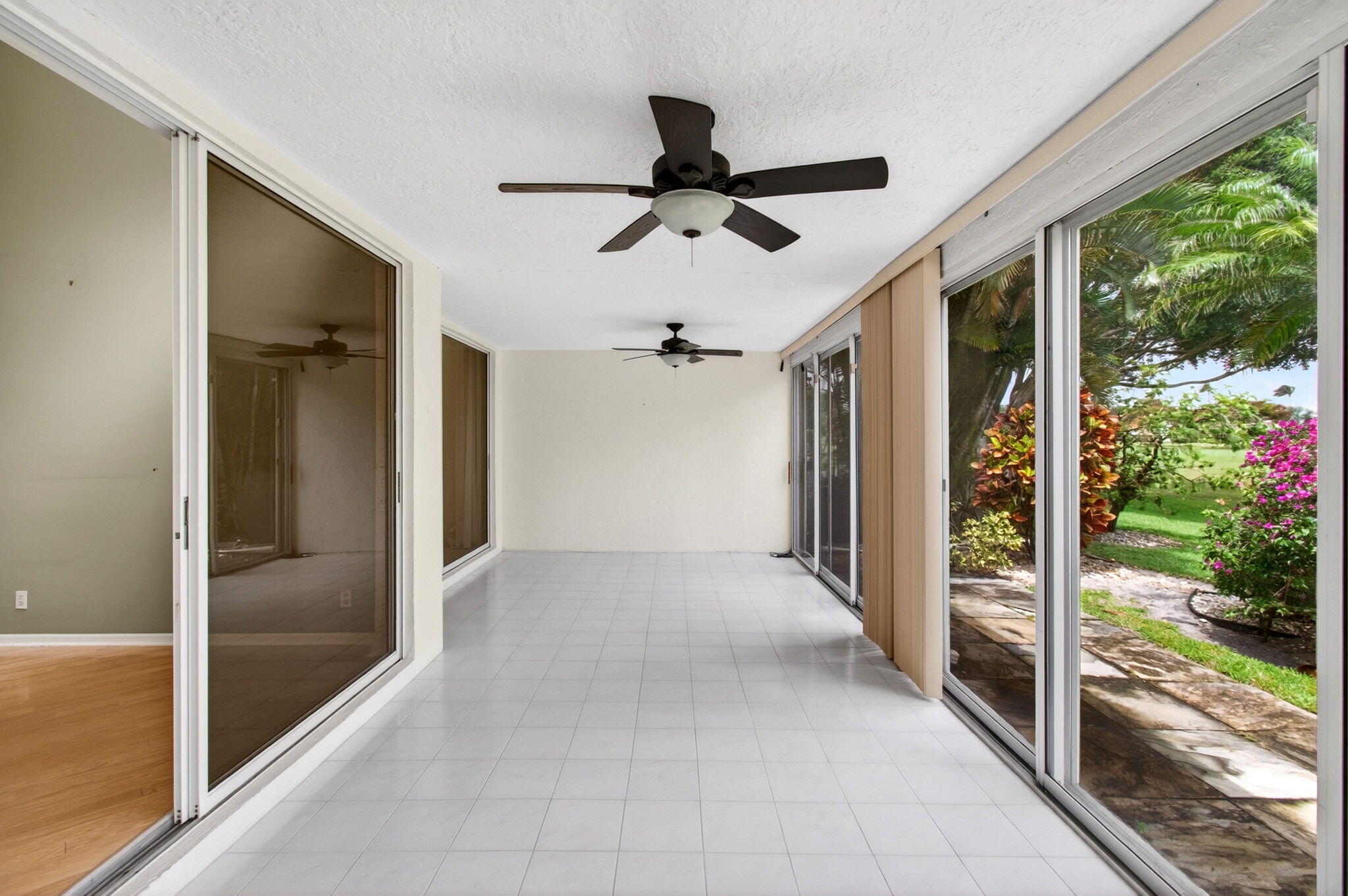 6071 Greenspointe Drive Property Photo 17