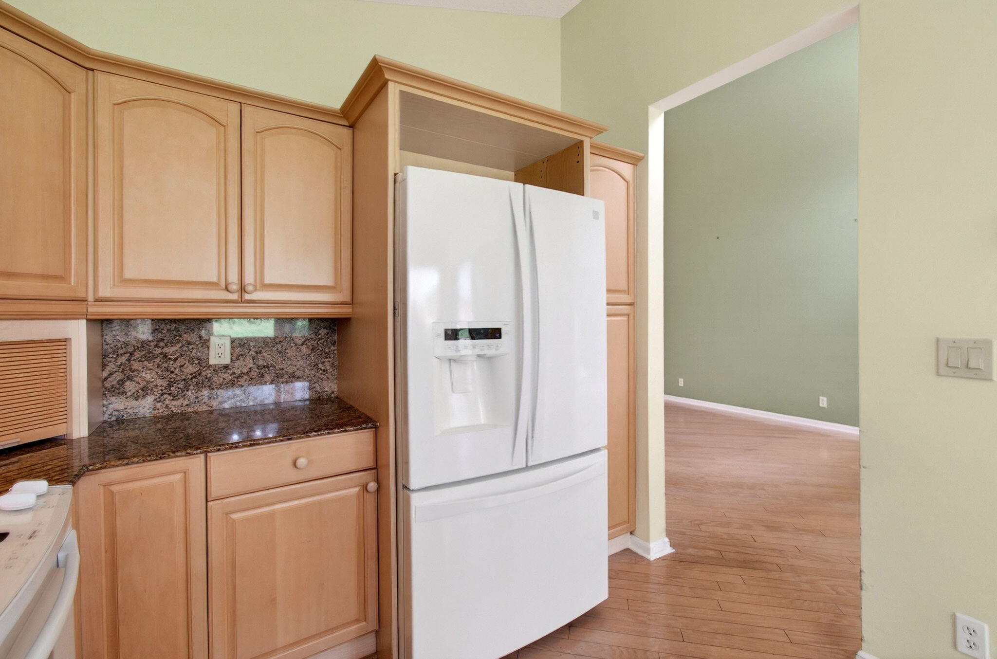 6071 Greenspointe Drive Property Photo 26