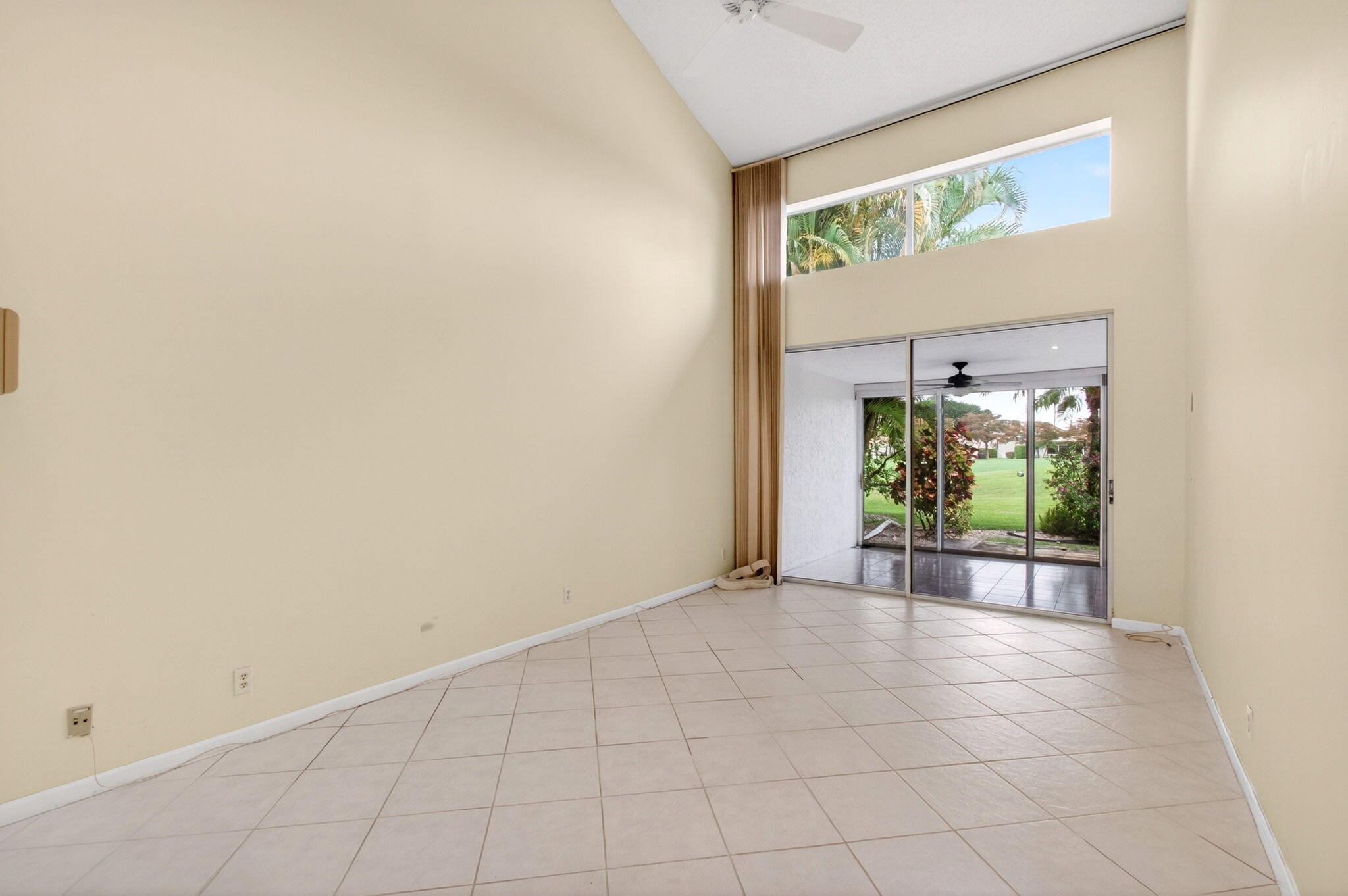 6071 Greenspointe Drive Property Photo 35