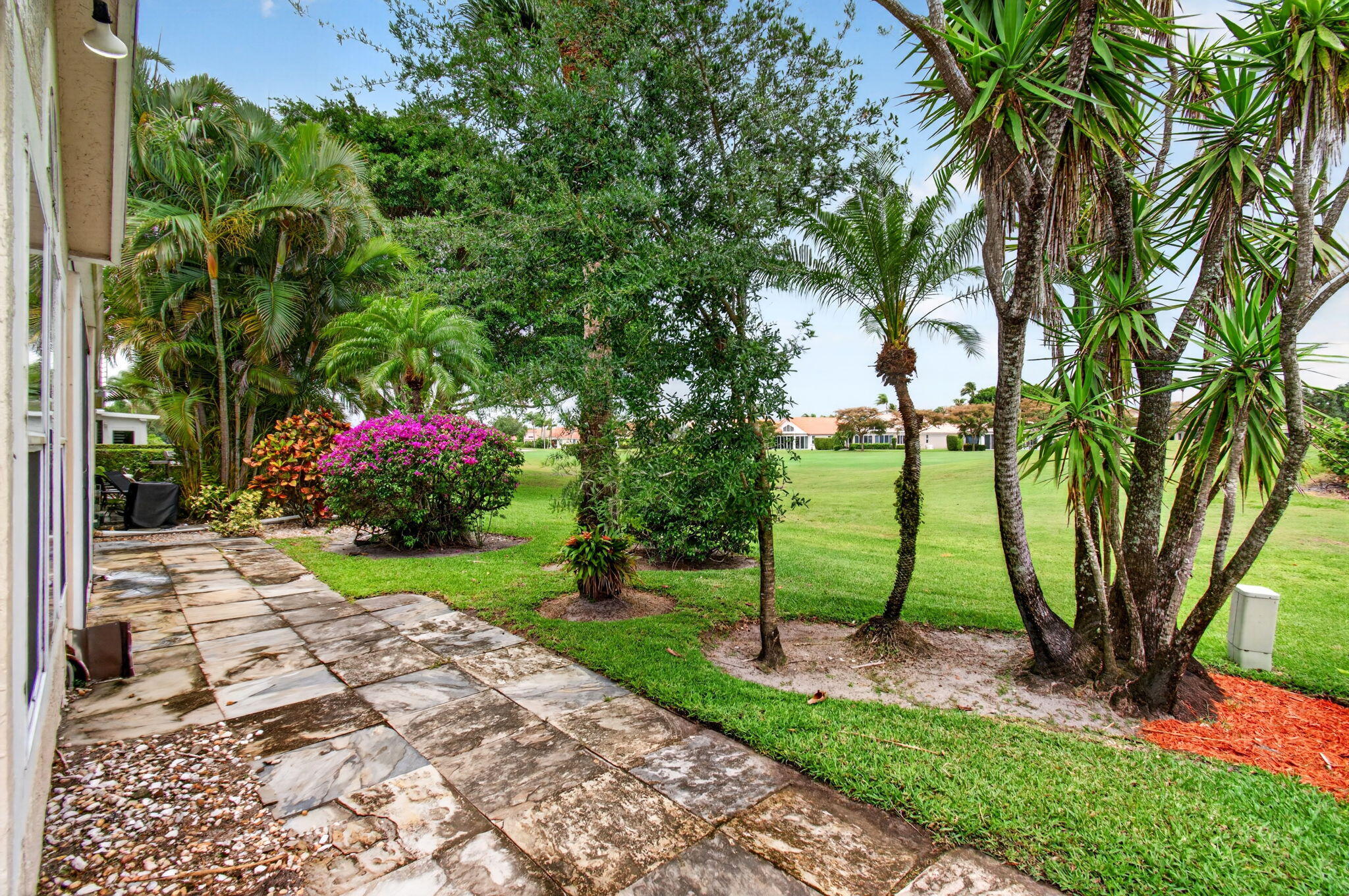 6071 Greenspointe Drive Property Photo 45
