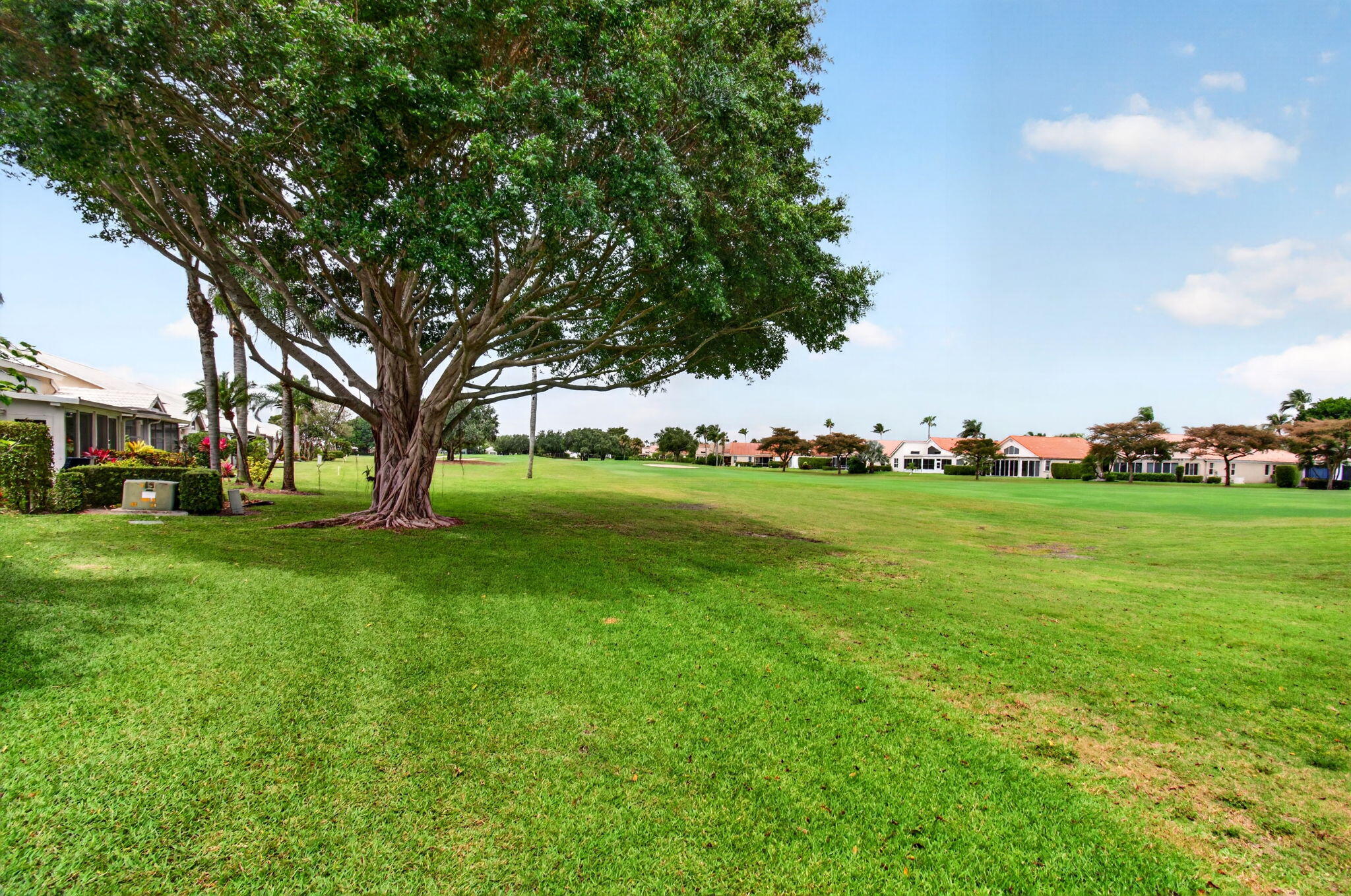 6071 Greenspointe Drive Property Photo 47