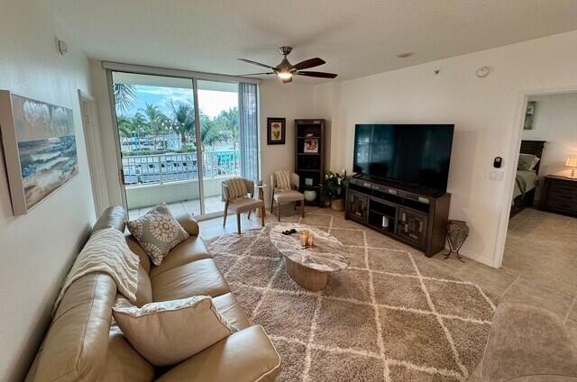 625 Casa Loma Boulevard 304 Property Photo 5