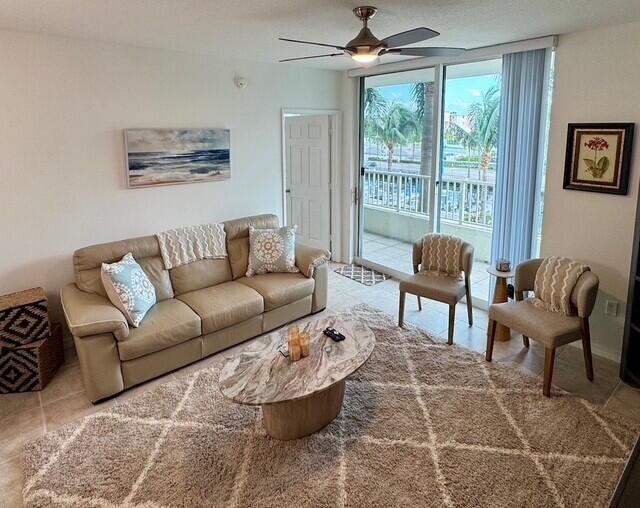 625 Casa Loma Boulevard 304 Property Photo 6